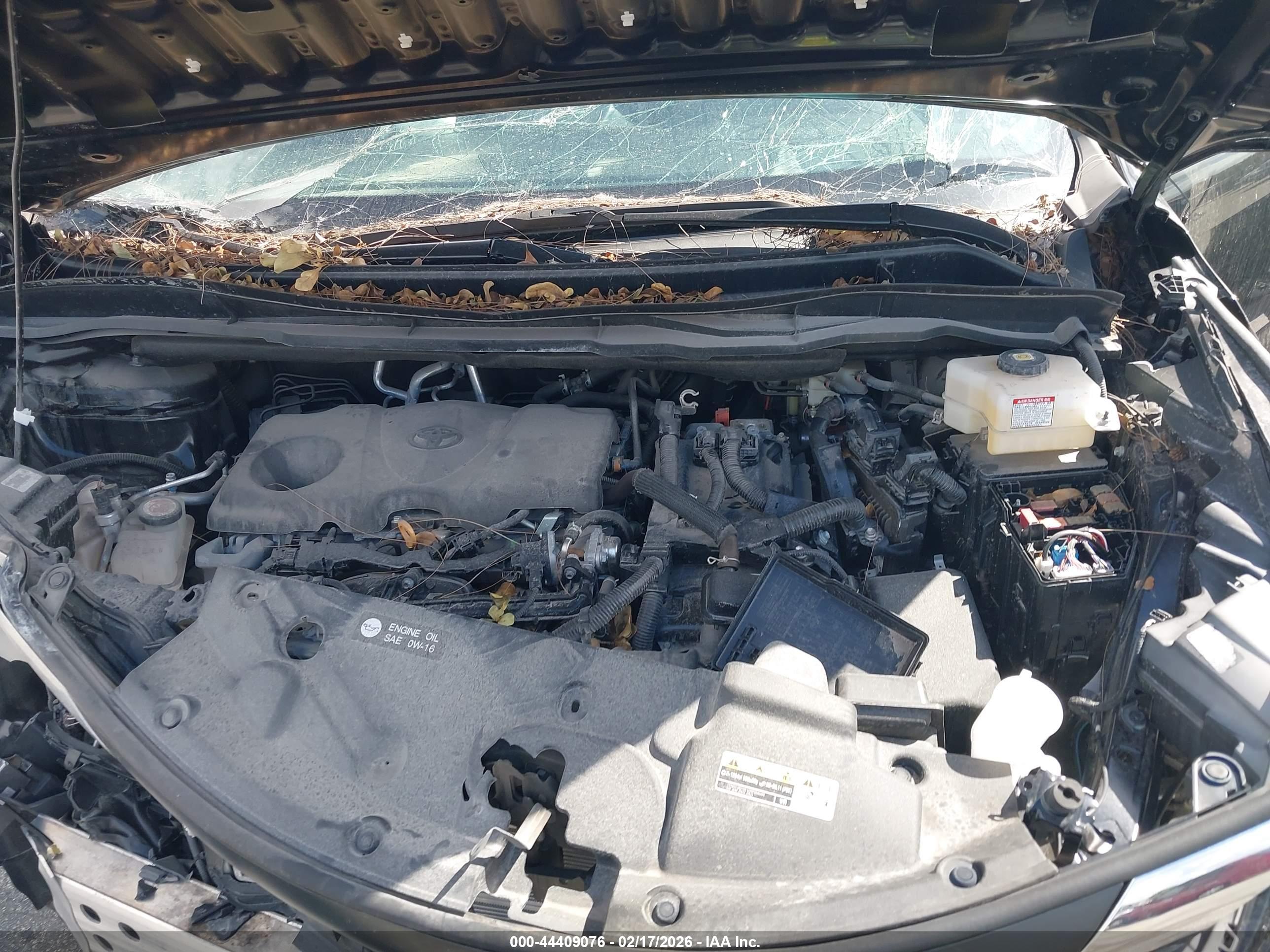 TOYOTA SIENNA image 10