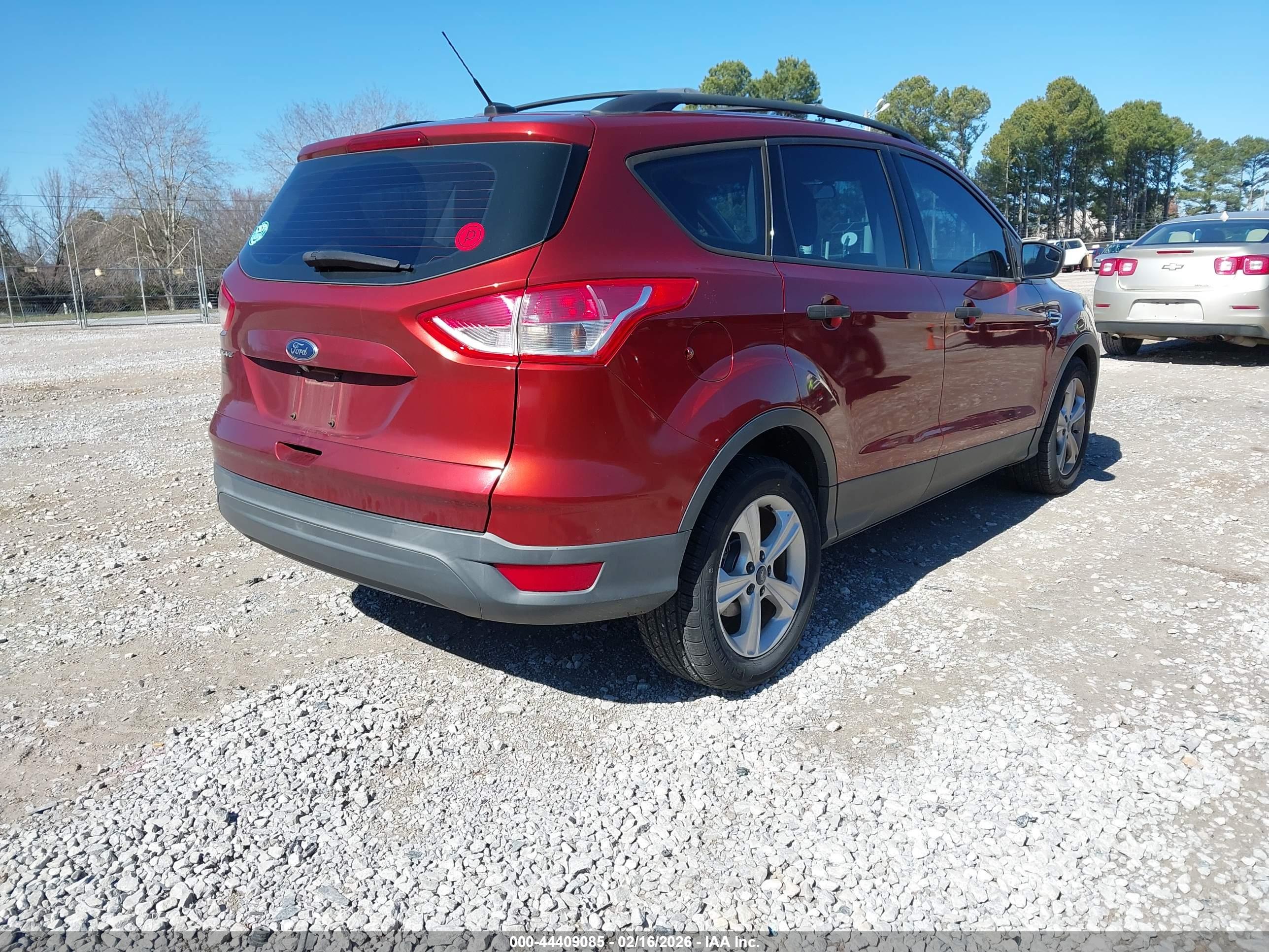 FORD ESCAPE image 4