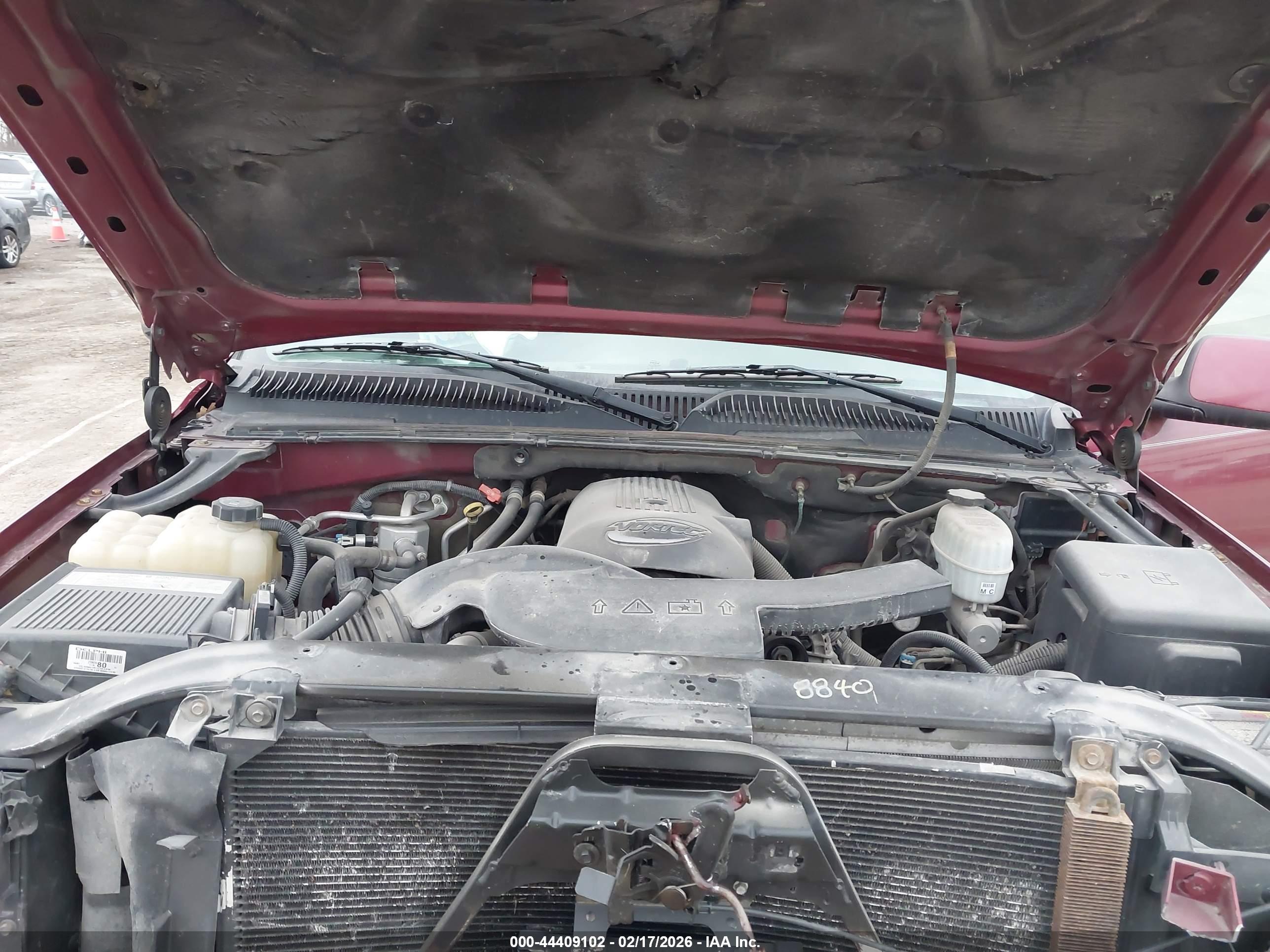 CHEVROLET TAHOE image 10