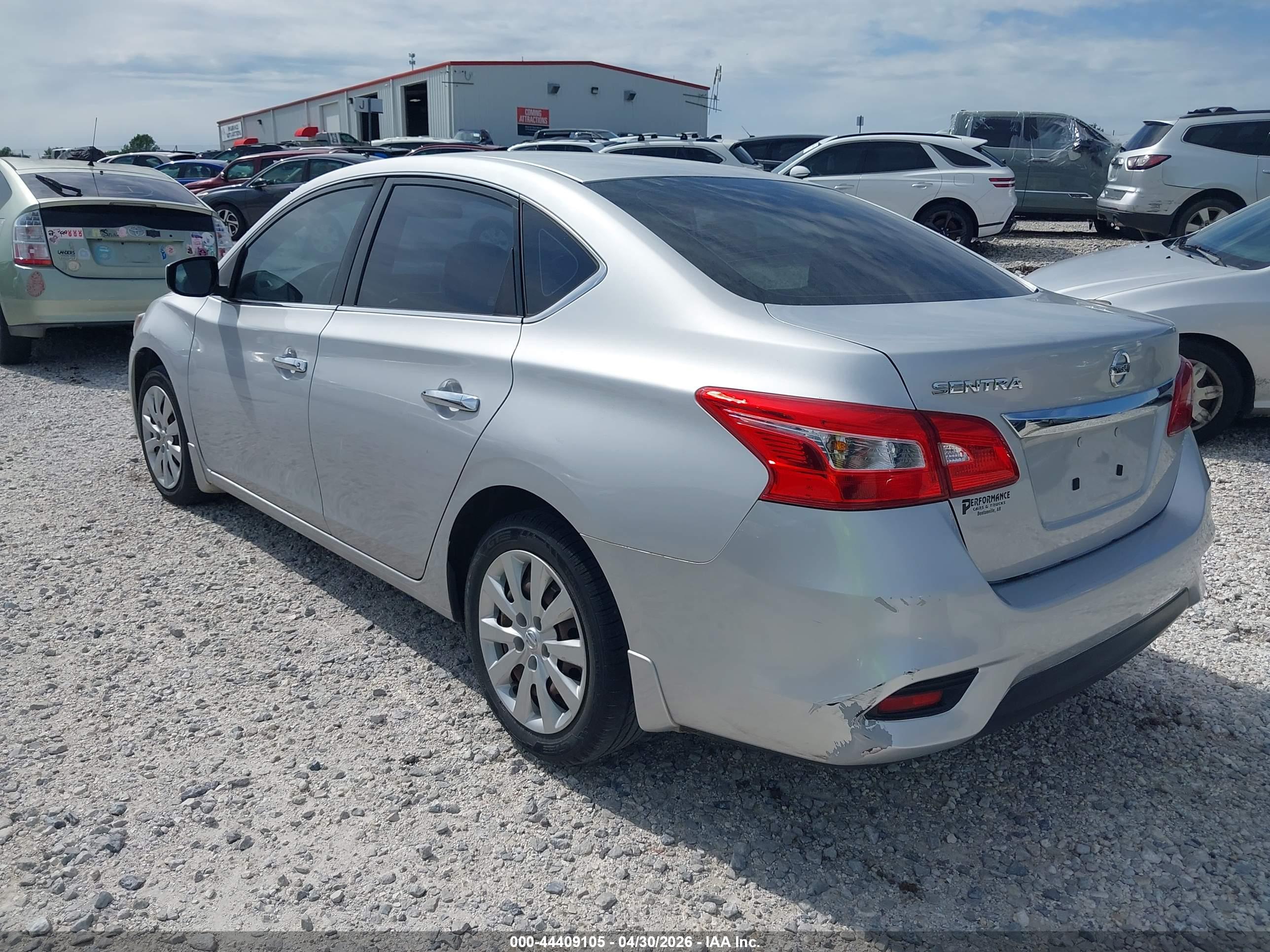 NISSAN SENTRA image 3