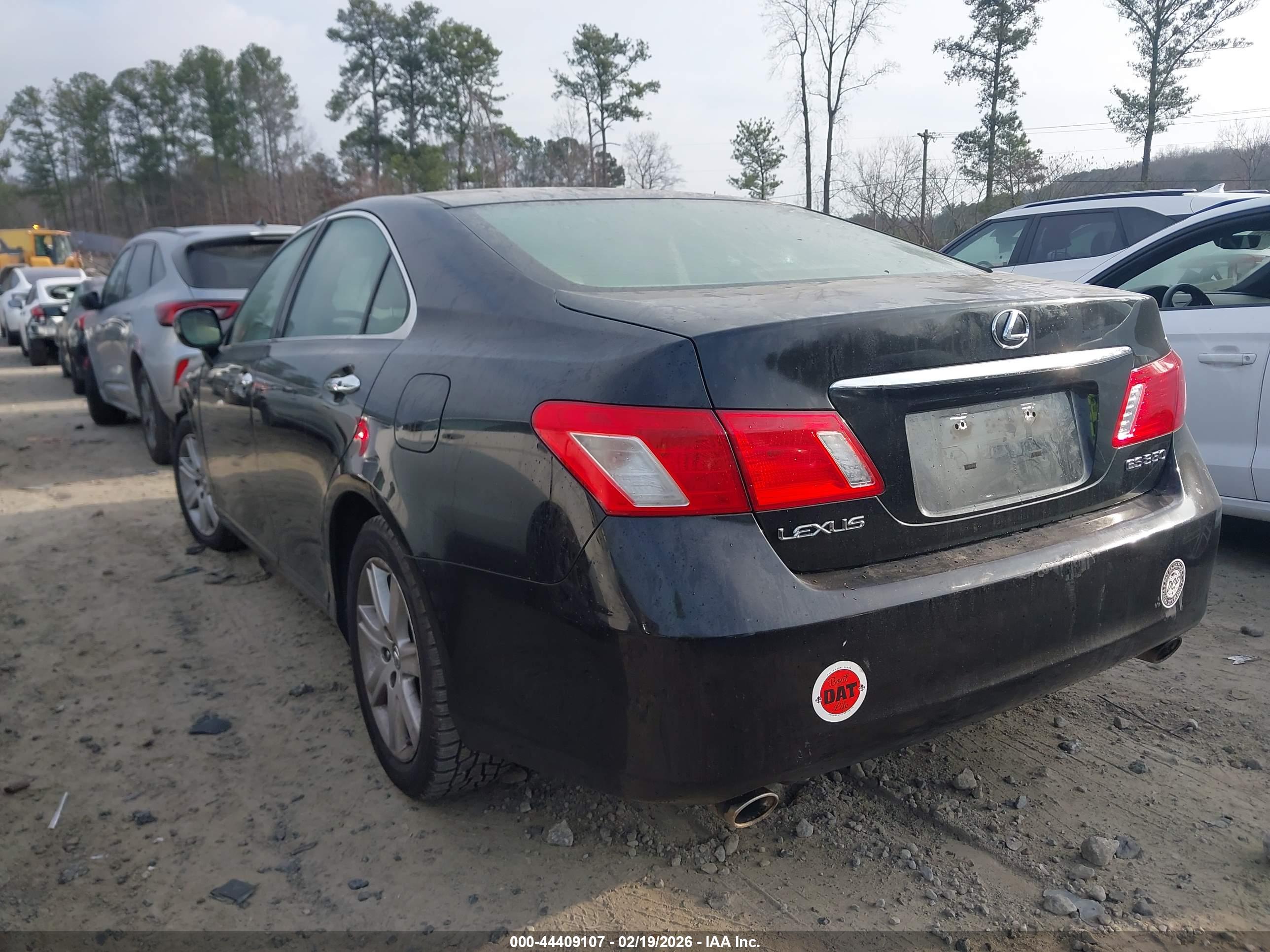 LEXUS ES image 3