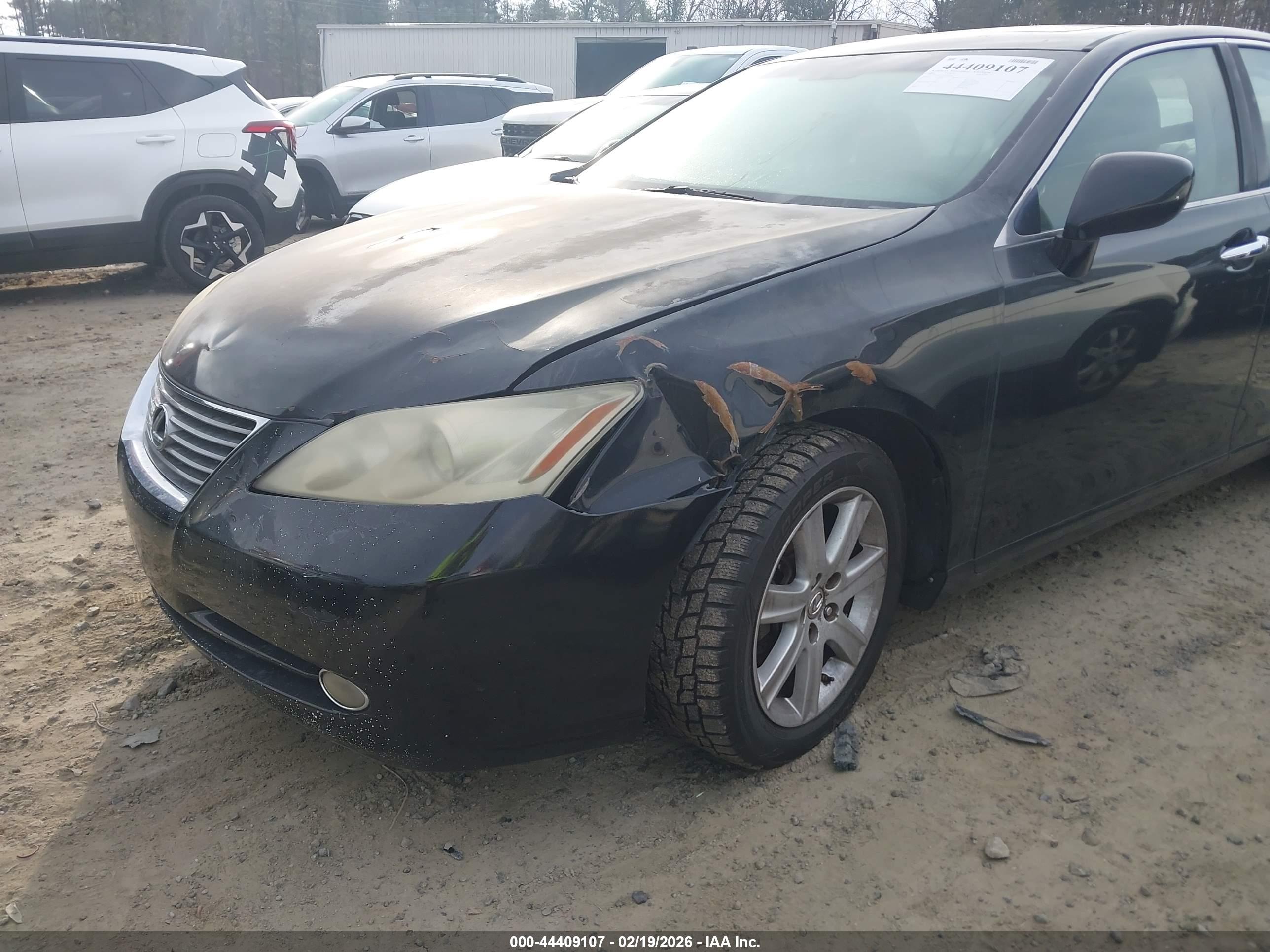LEXUS ES image 6