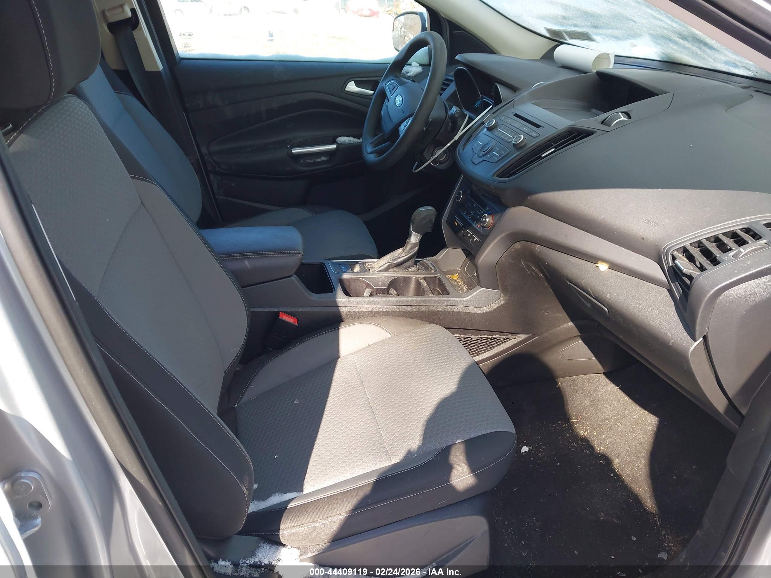 FORD ESCAPE image 5