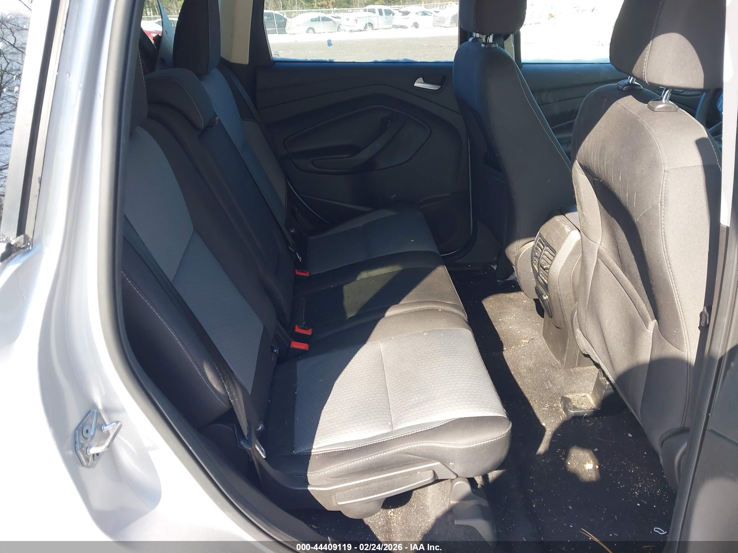 FORD ESCAPE image 8