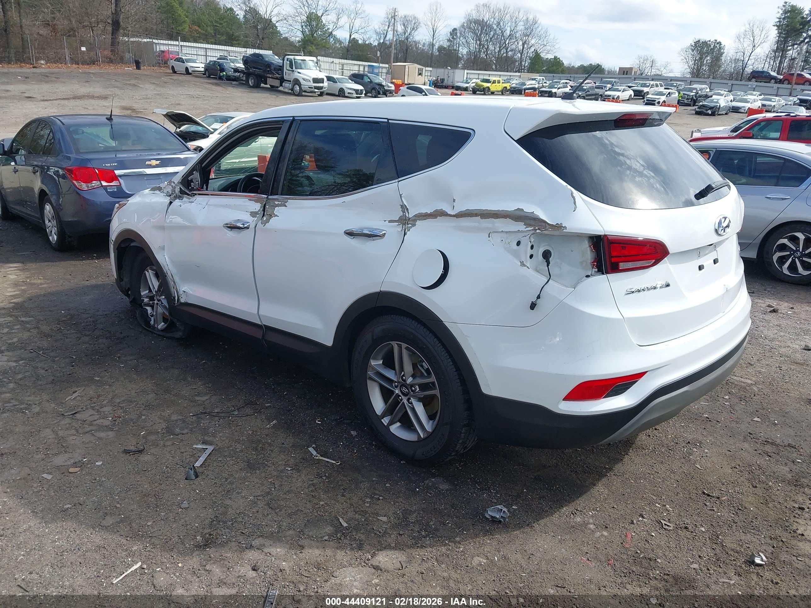 HYUNDAI SANTA image 3