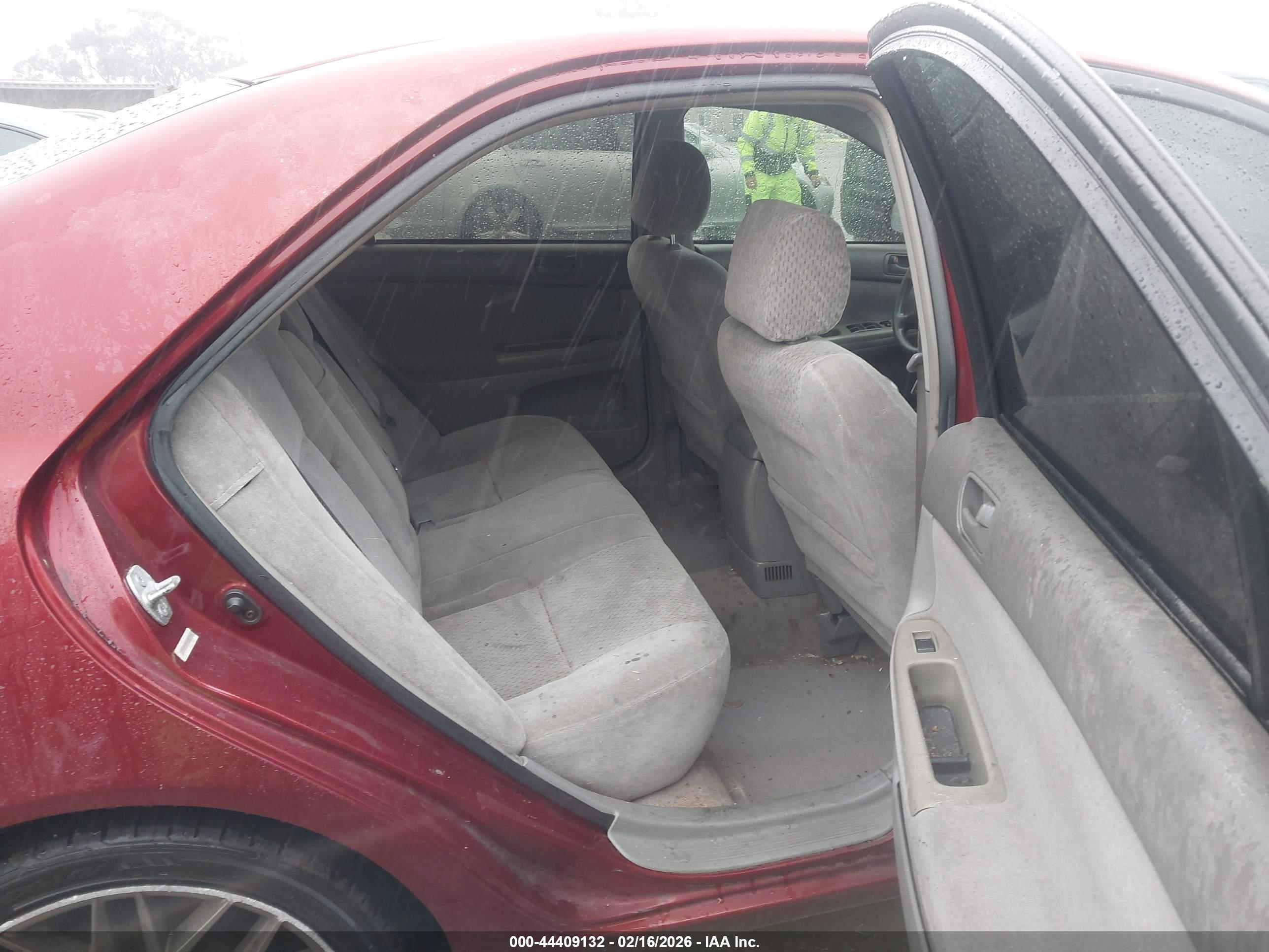 TOYOTA CAMRY image 8