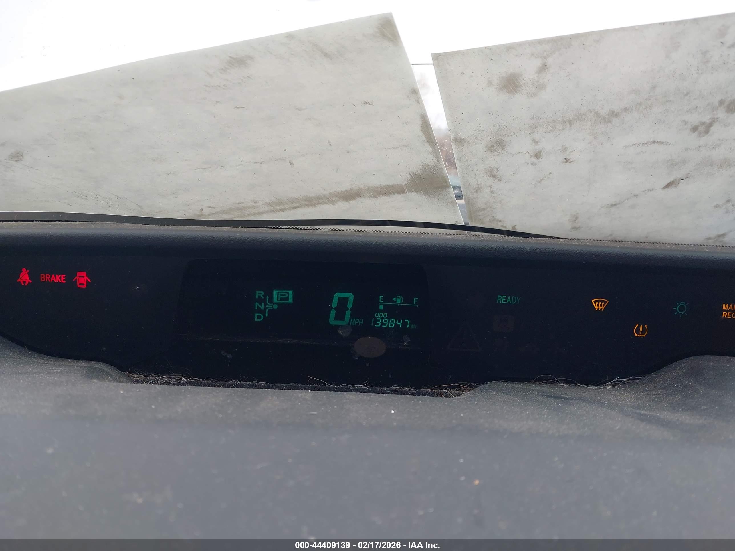 TOYOTA PRIUS image 7