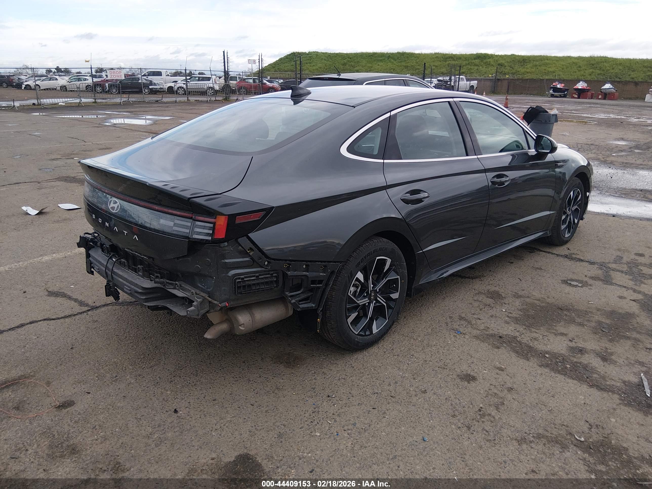 HYUNDAI SONATA image 4