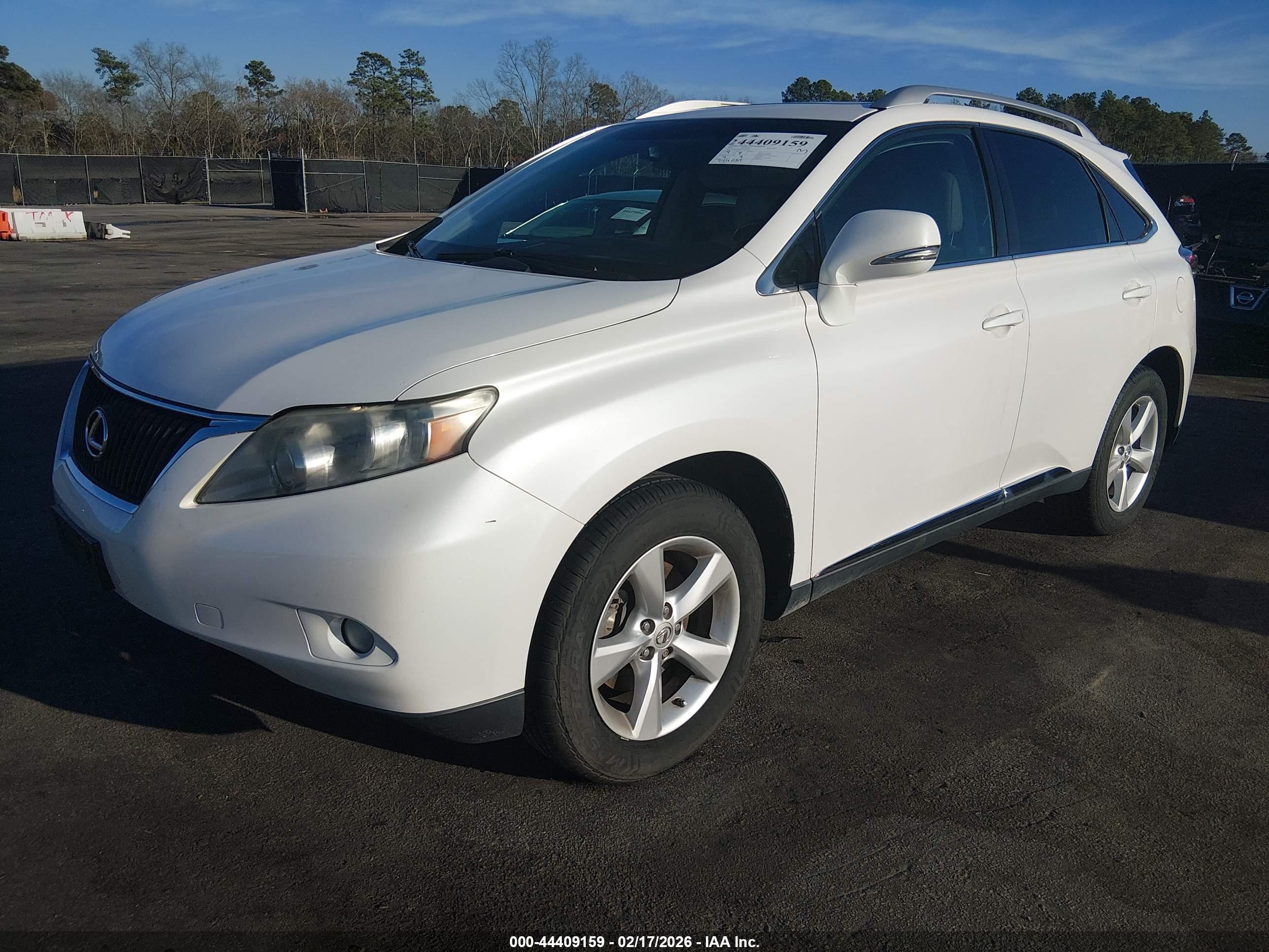 LEXUS RX image 2