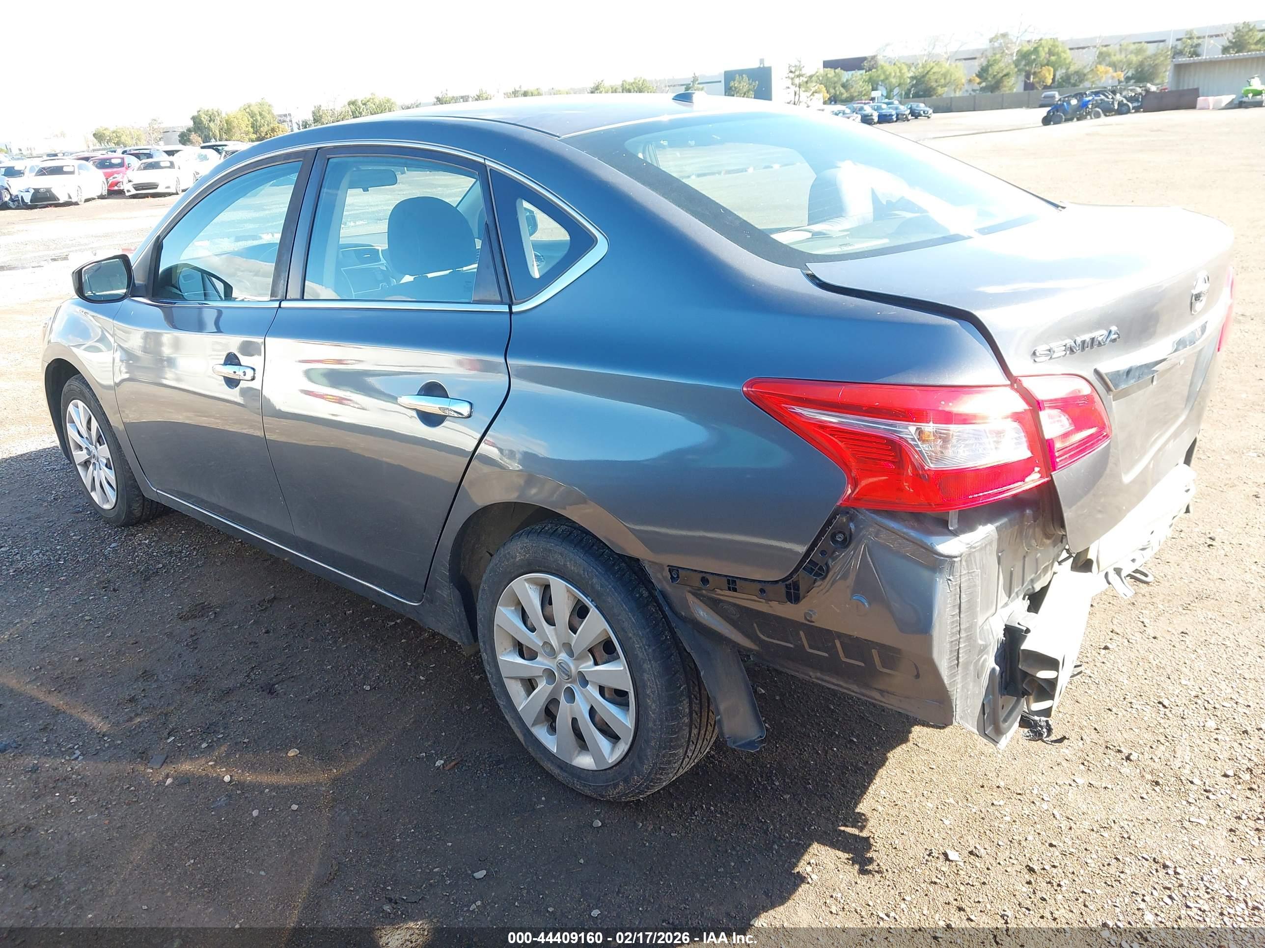 NISSAN SENTRA image 3