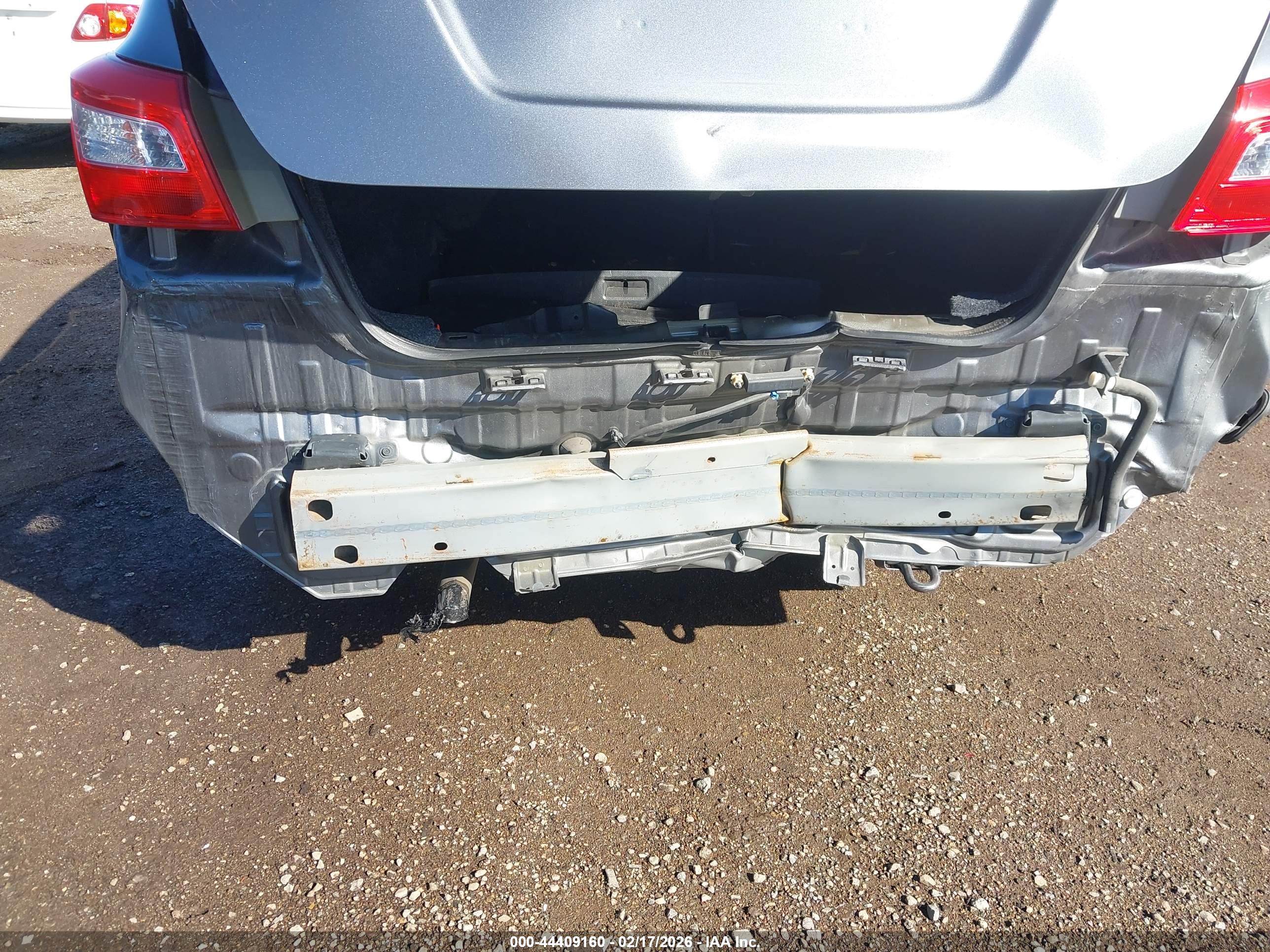 NISSAN SENTRA image 6
