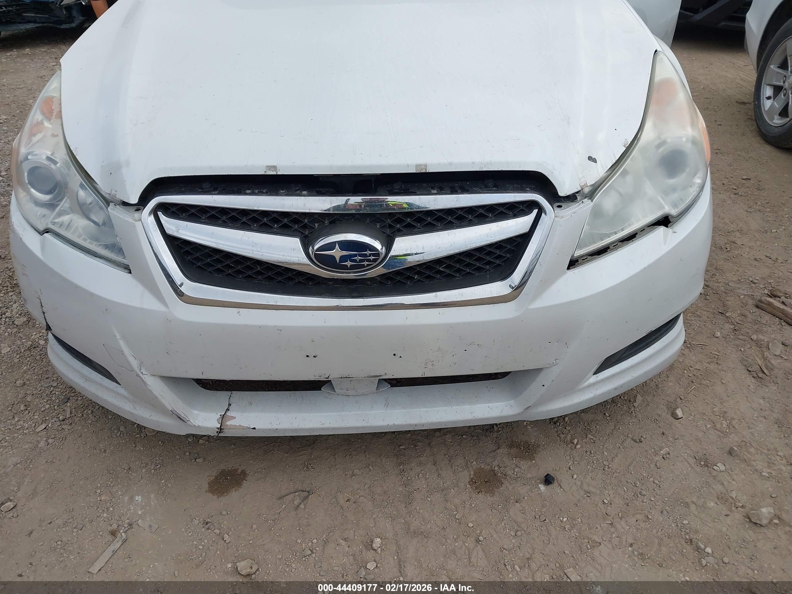 SUBARU LEGACY image 6