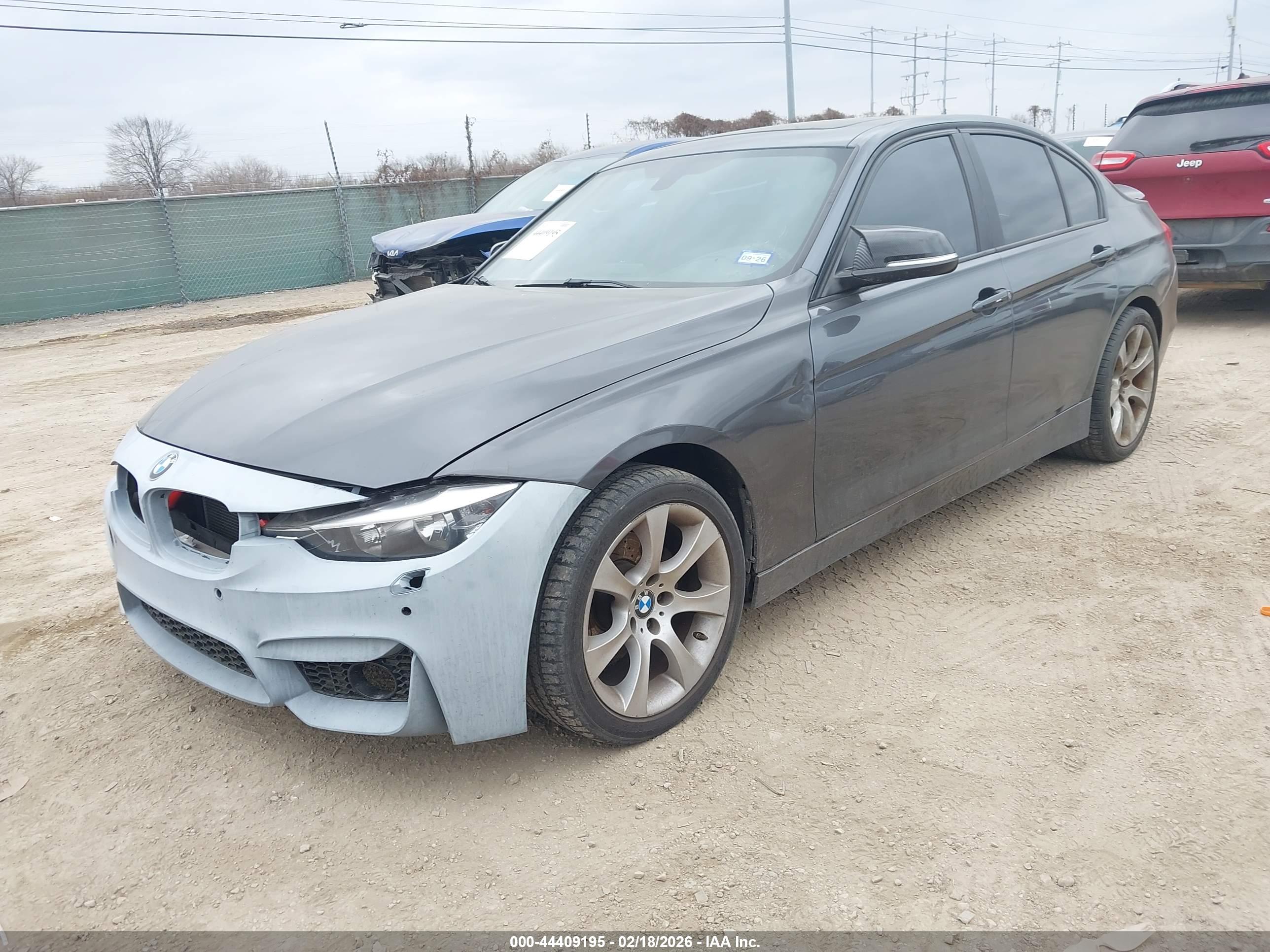 BMW 328I image 2
