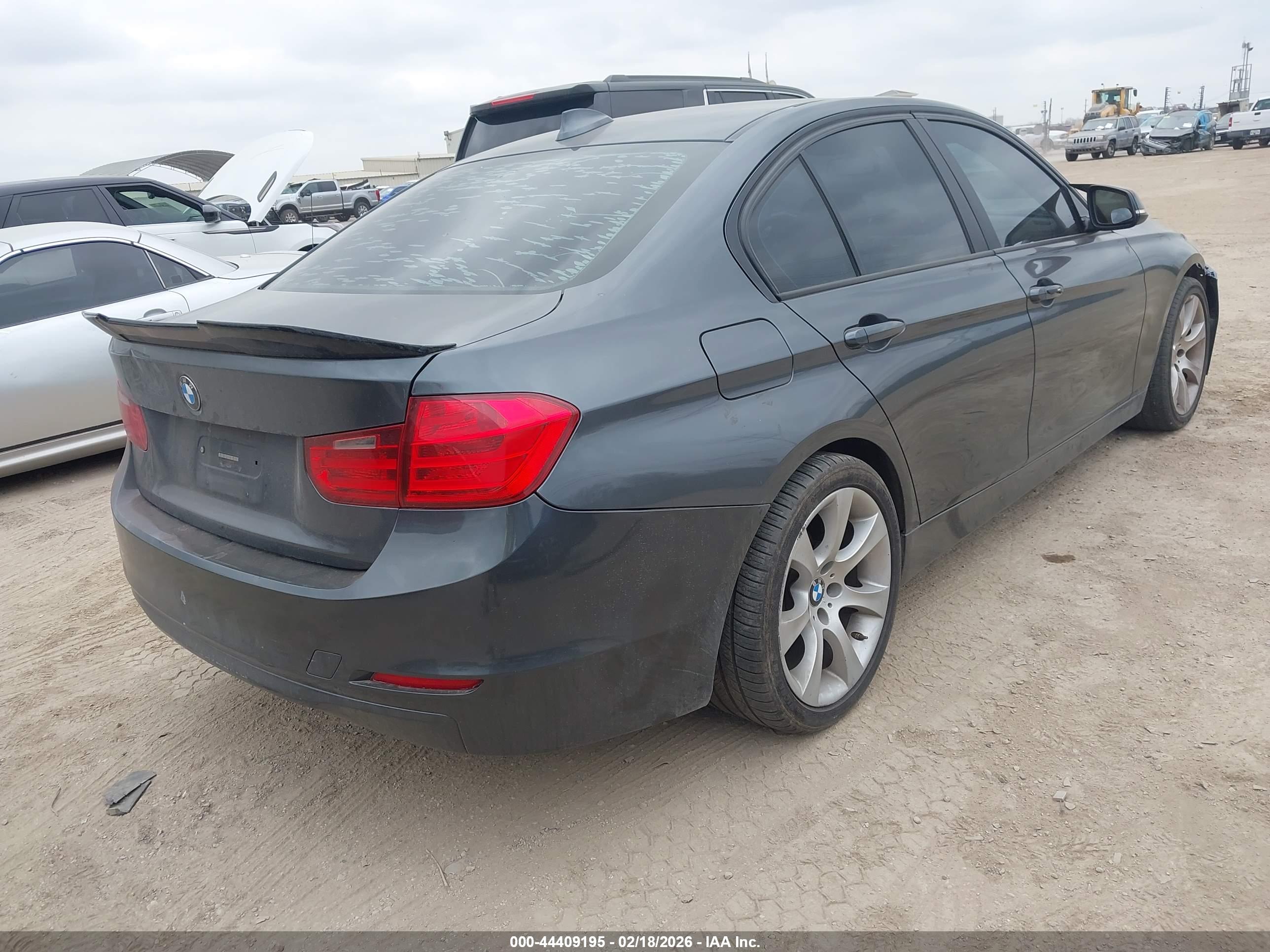 BMW 328I image 4