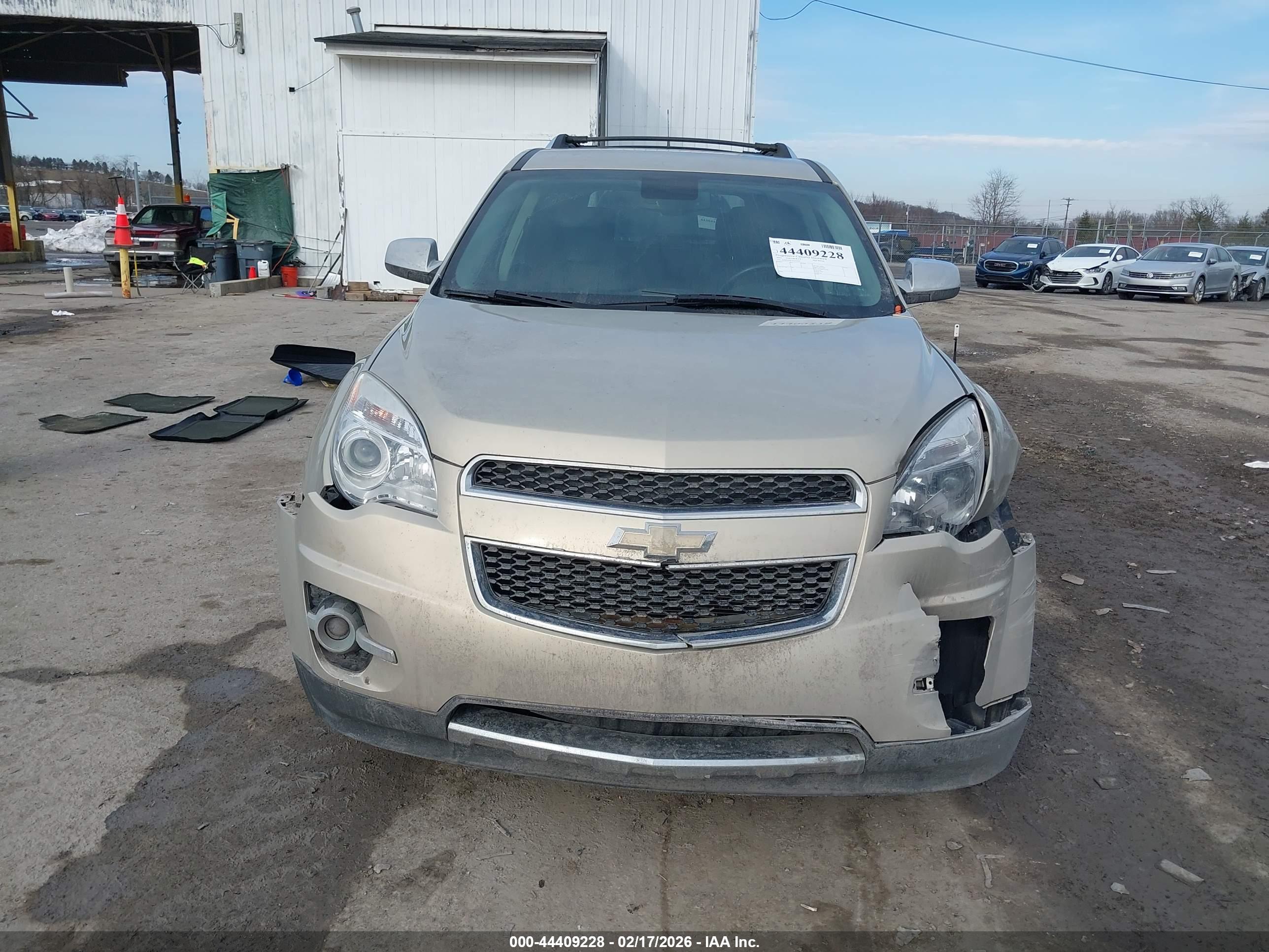 CHEVROLET EQUINOX image 6
