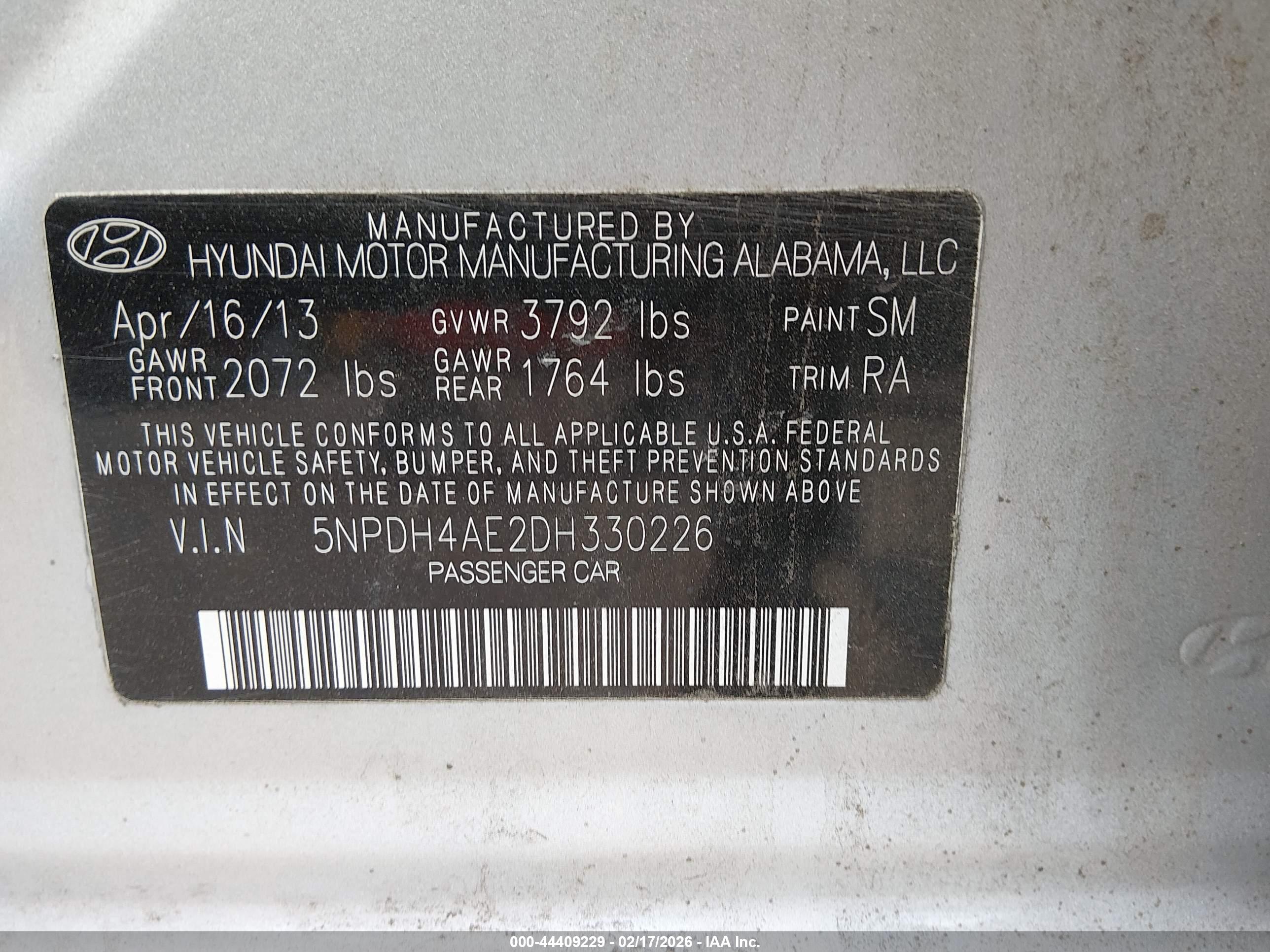 HYUNDAI ELANTRA image 9