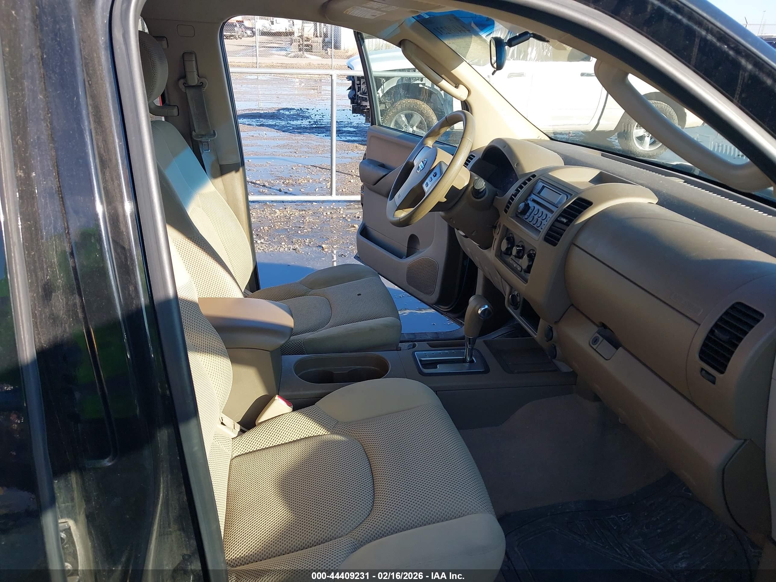 NISSAN FRONTIER image 5
