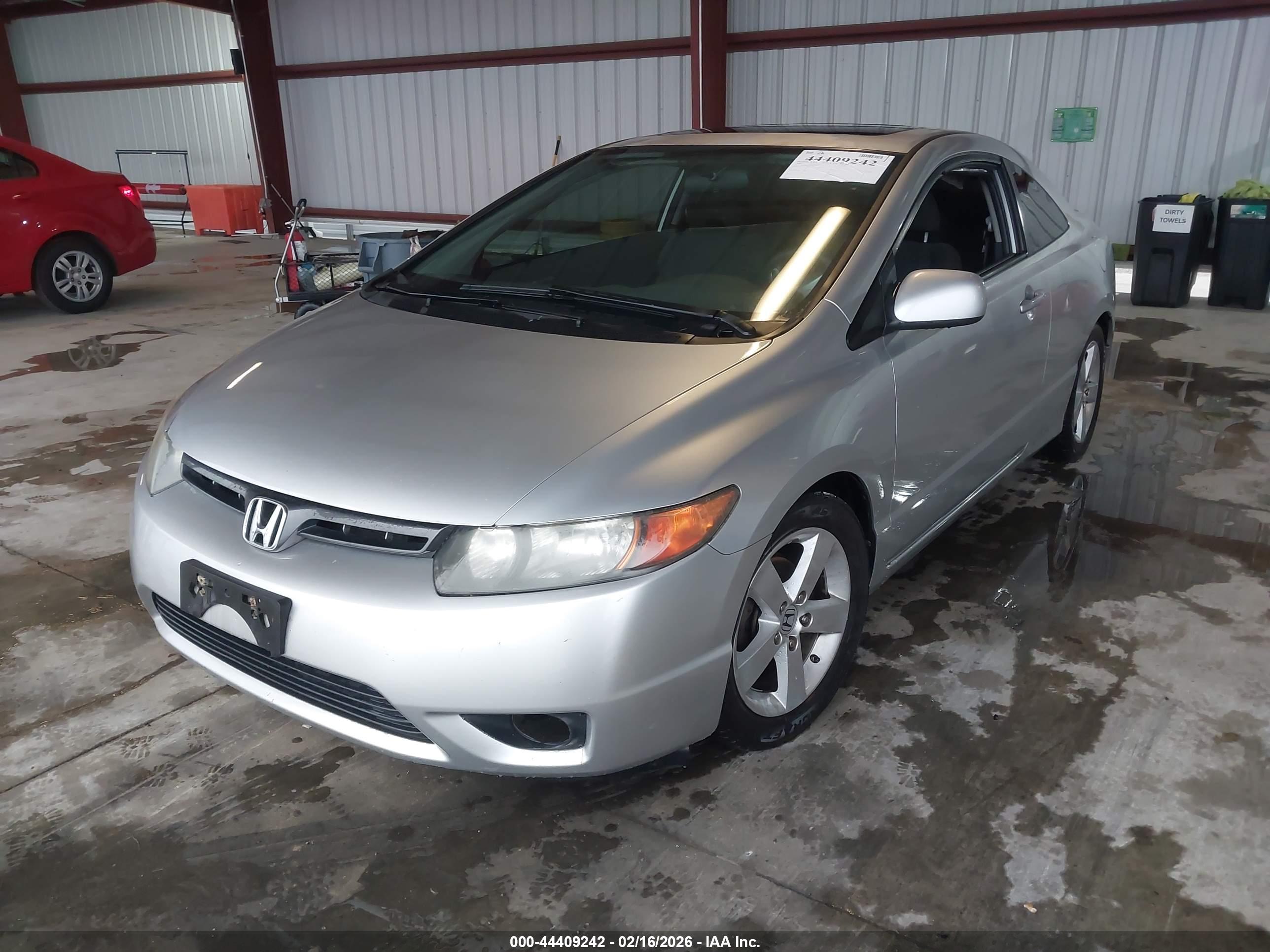 HONDA CIVIC image 6
