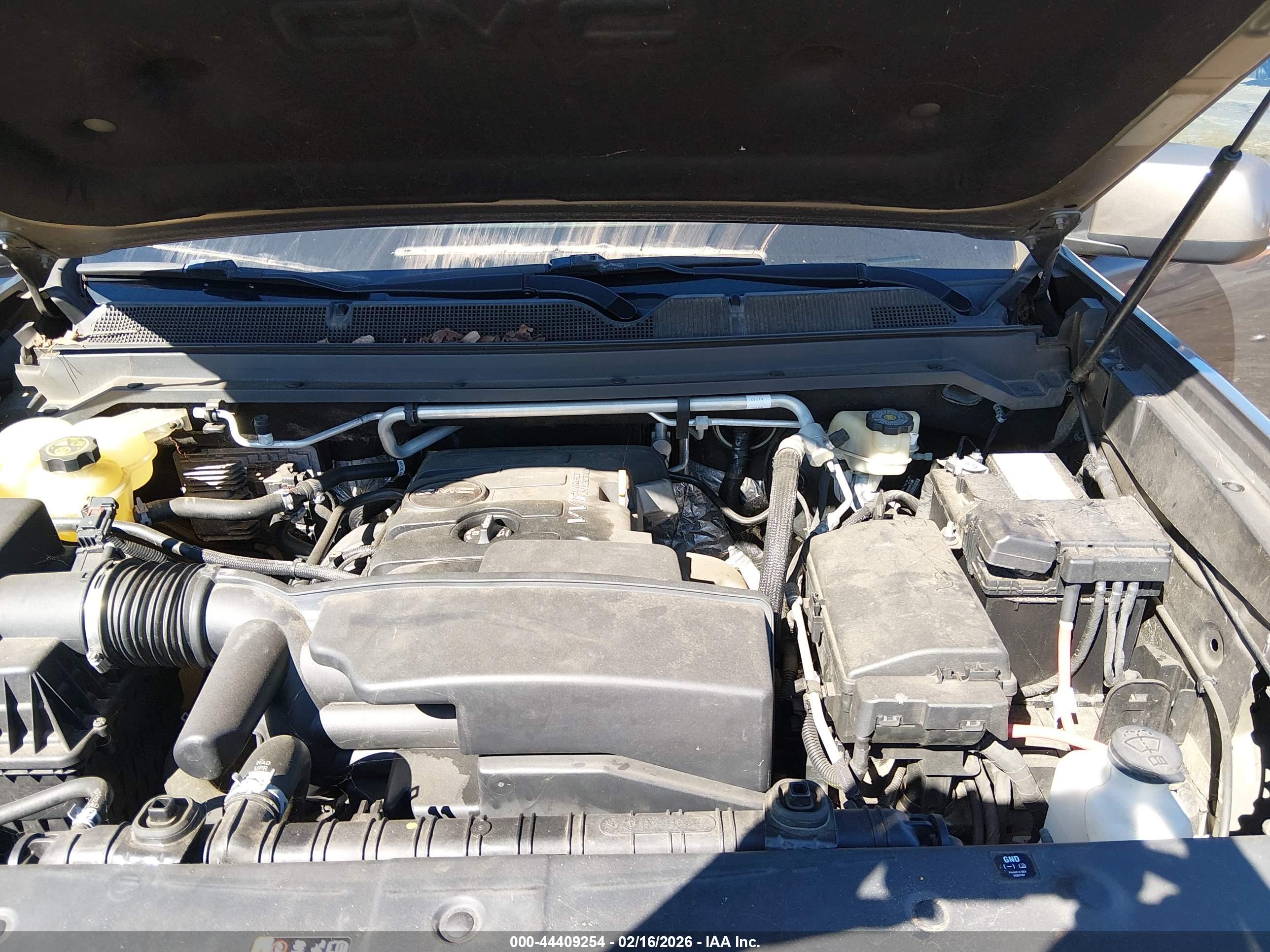 GMC CANYON image 10