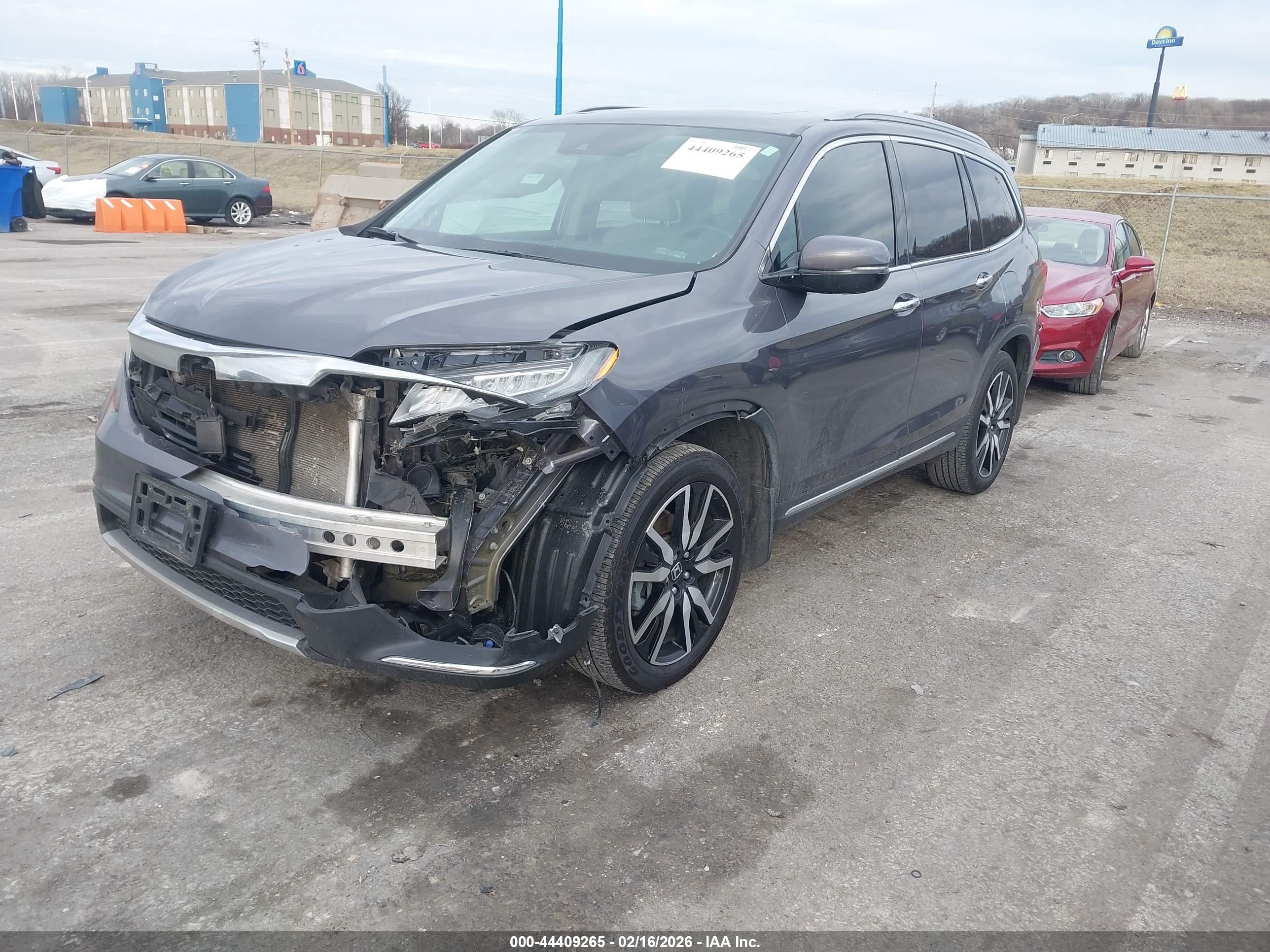 HONDA PILOT image 2