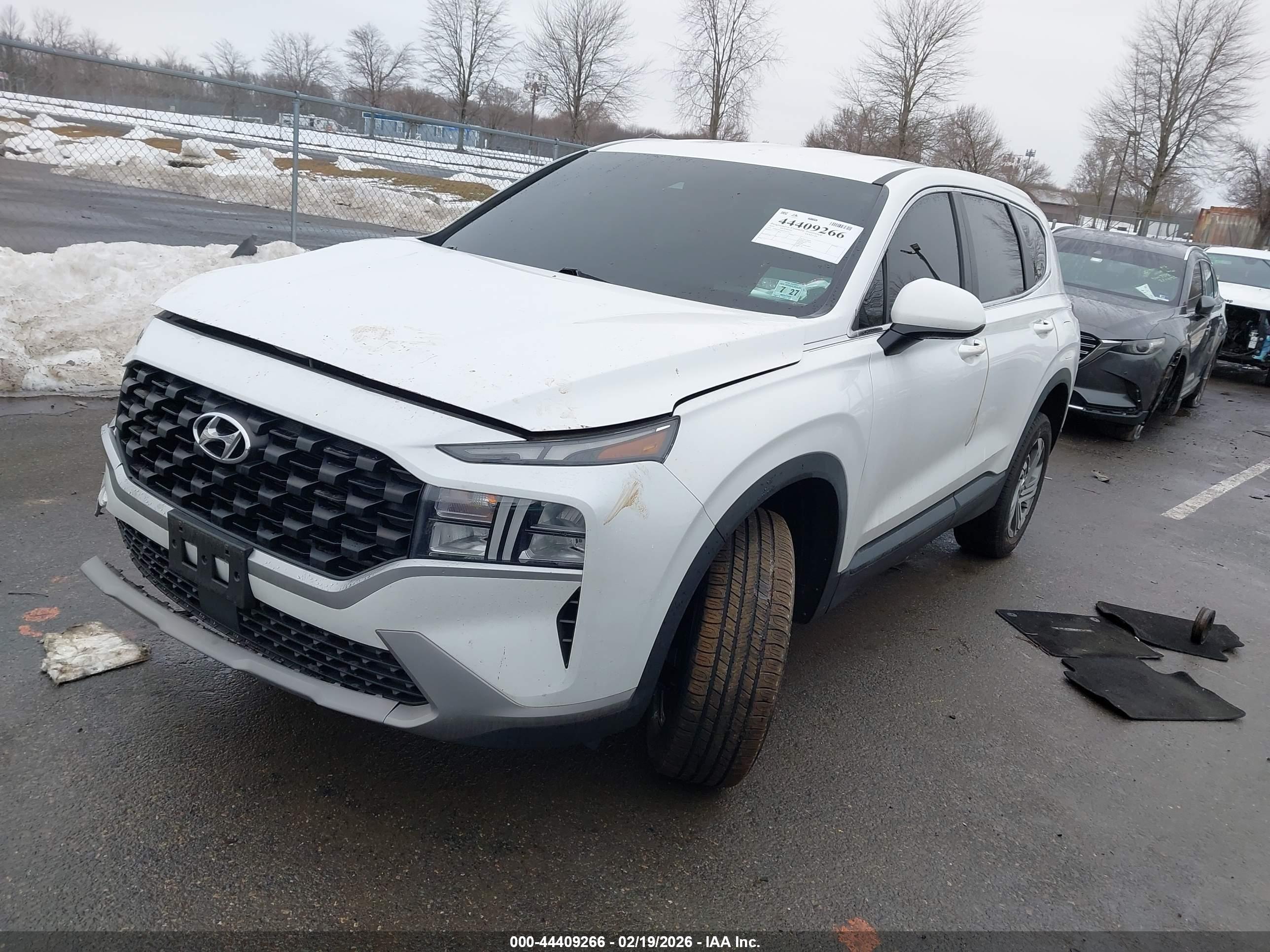 HYUNDAI SANTA image 2