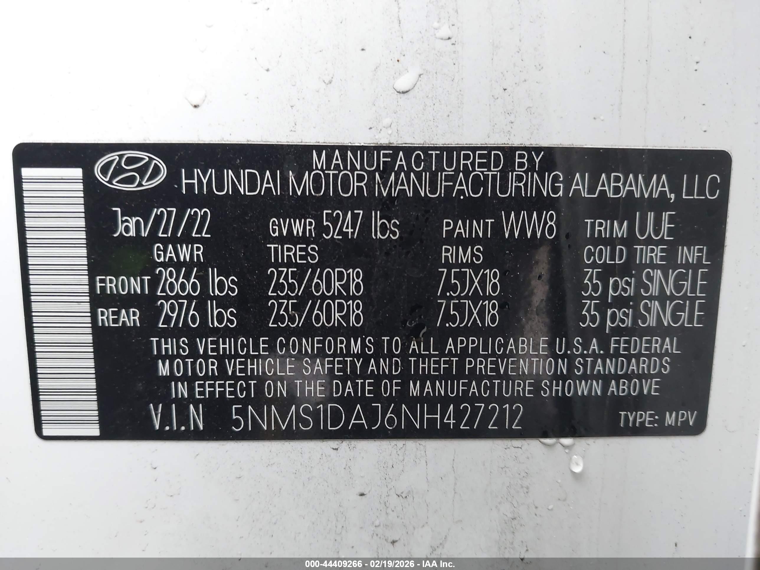HYUNDAI SANTA image 9