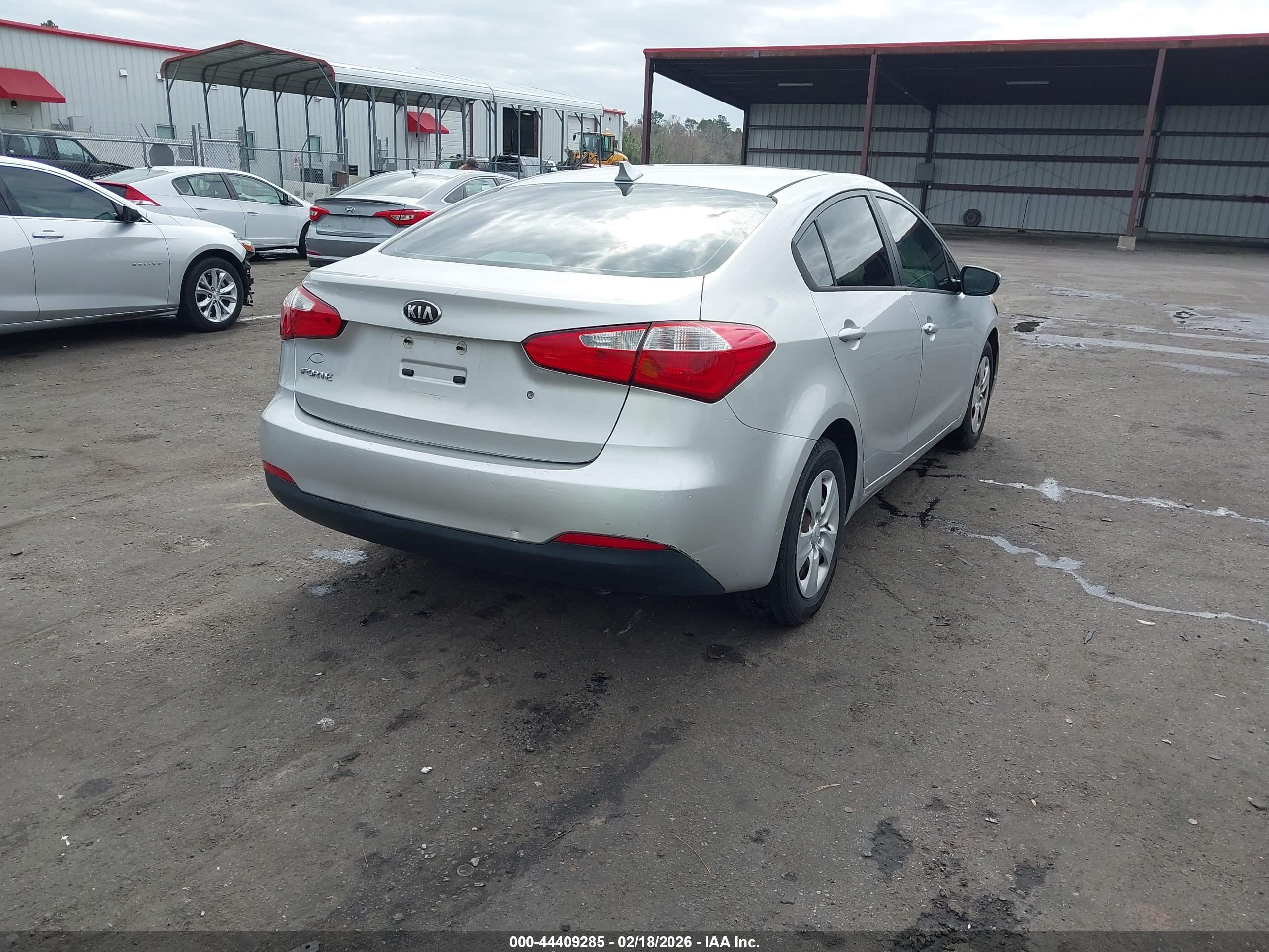 KIA FORTE image 4