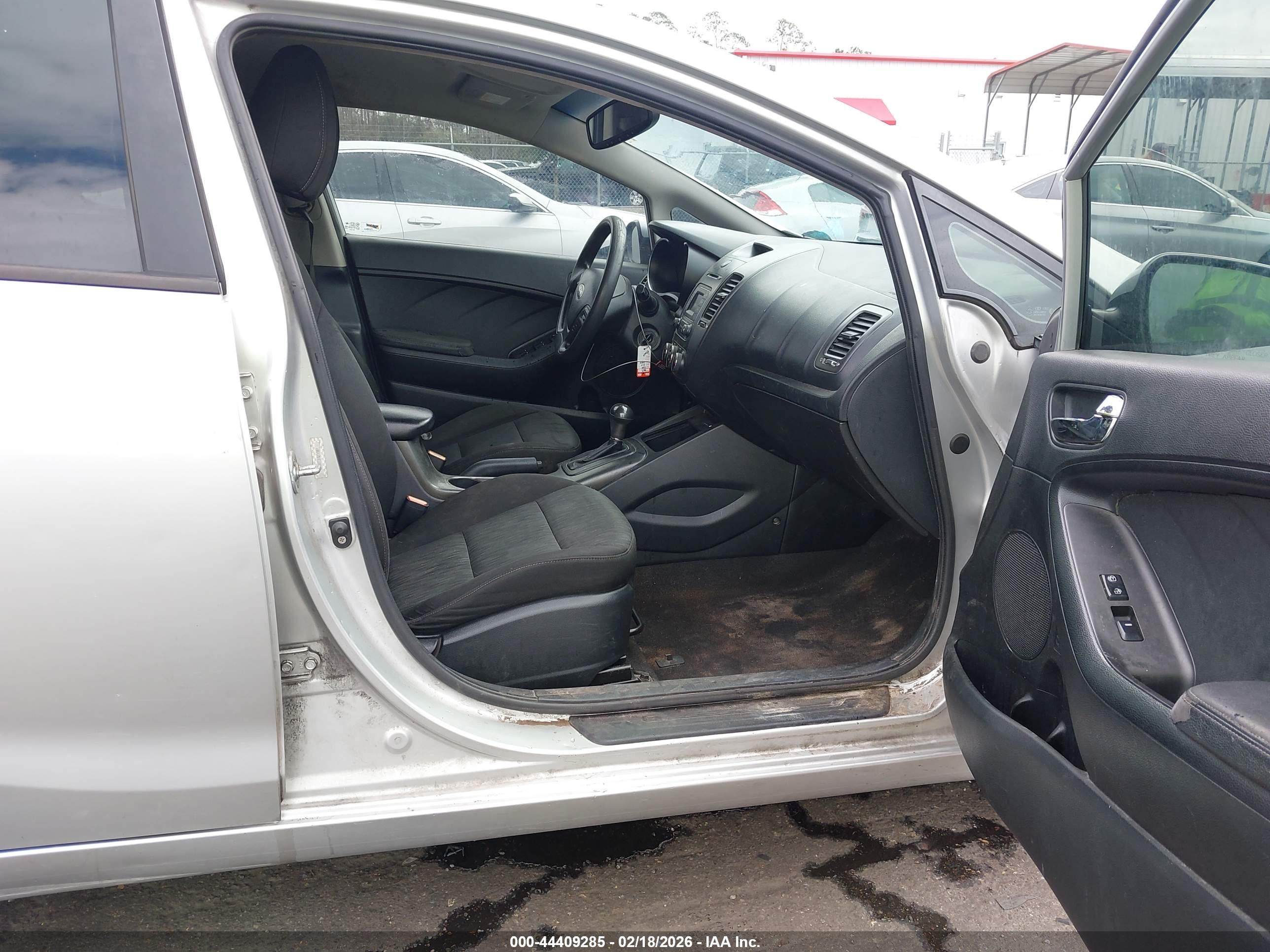 KIA FORTE image 5