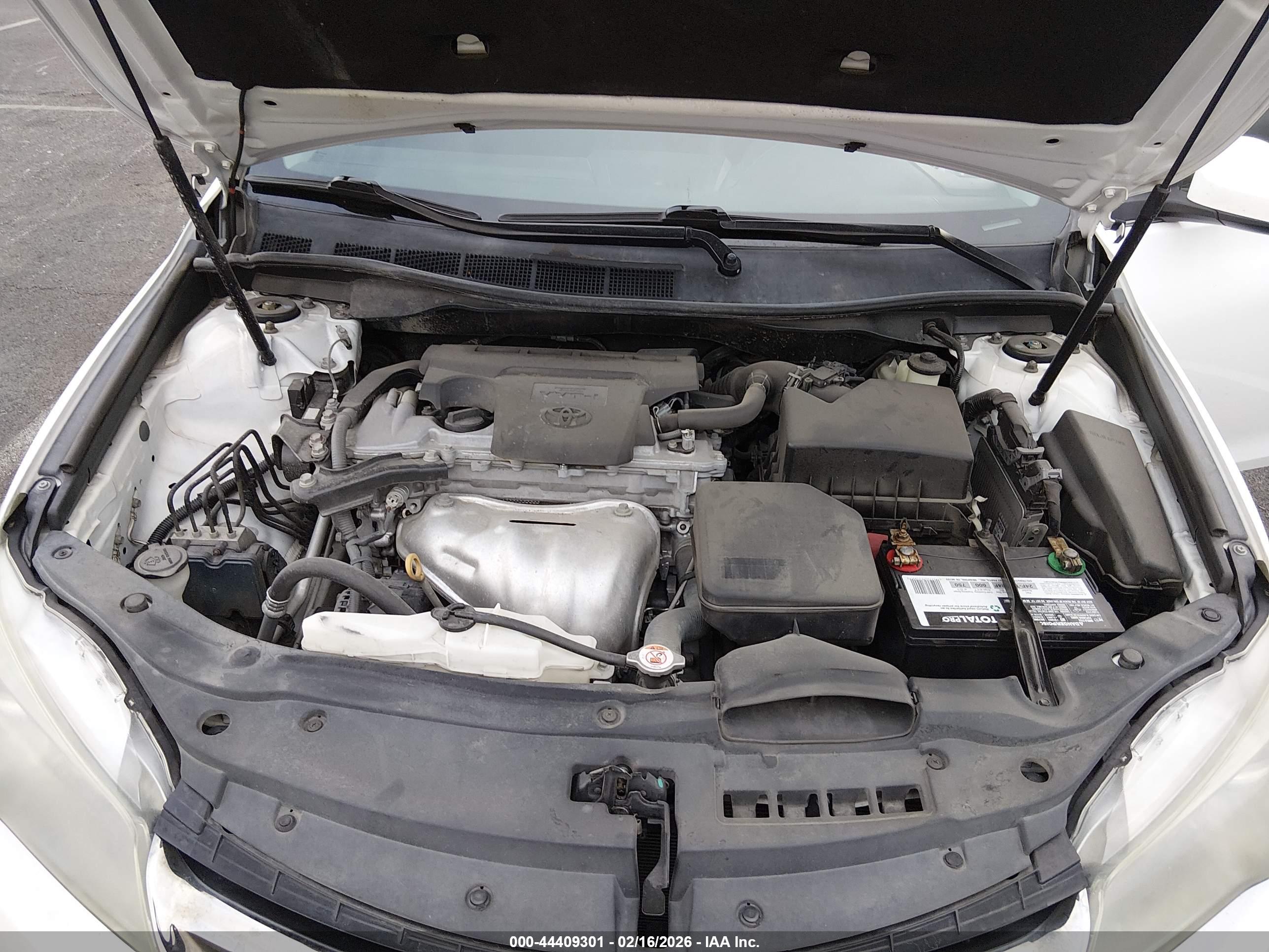TOYOTA CAMRY image 10