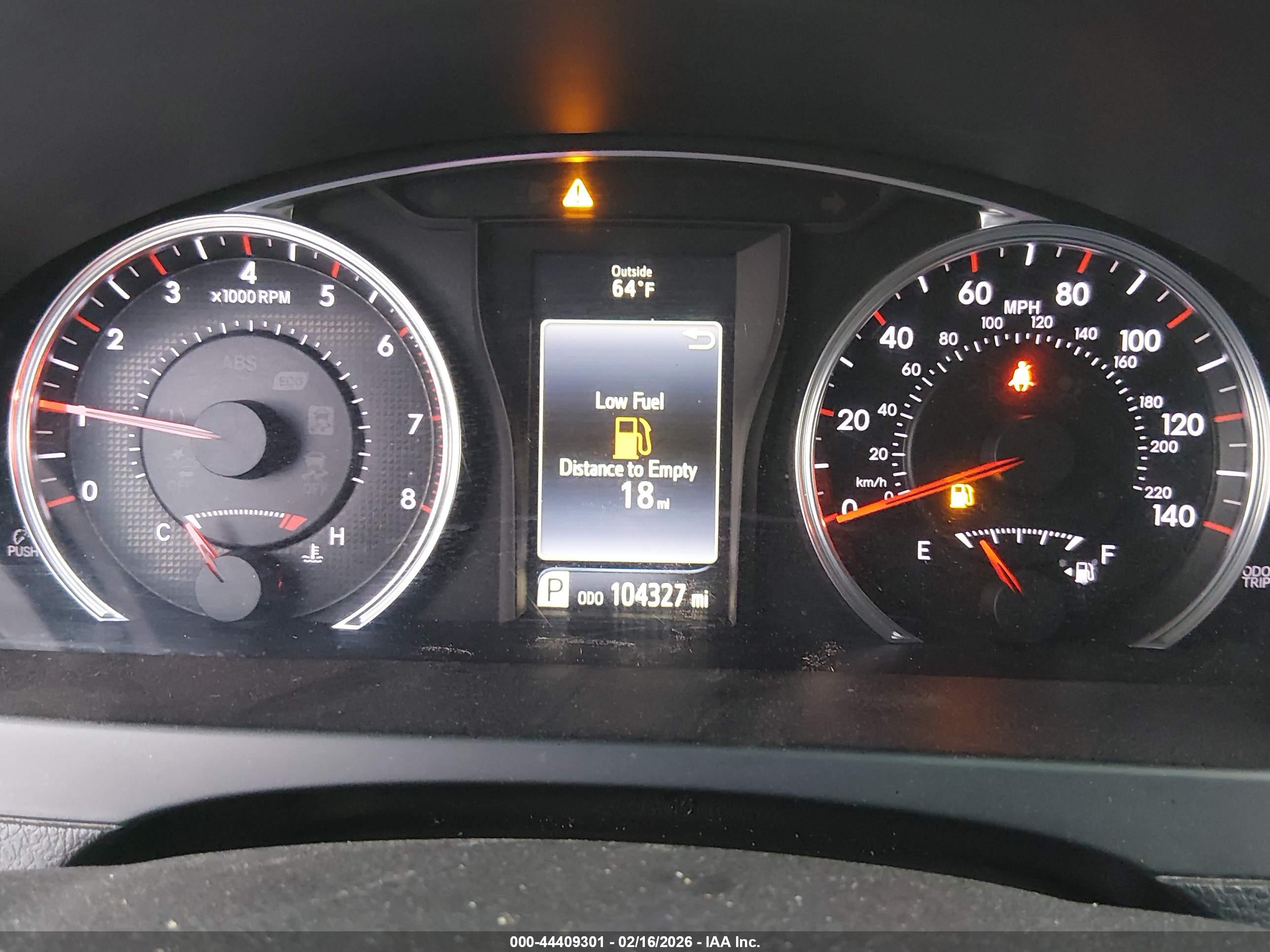 TOYOTA CAMRY image 7