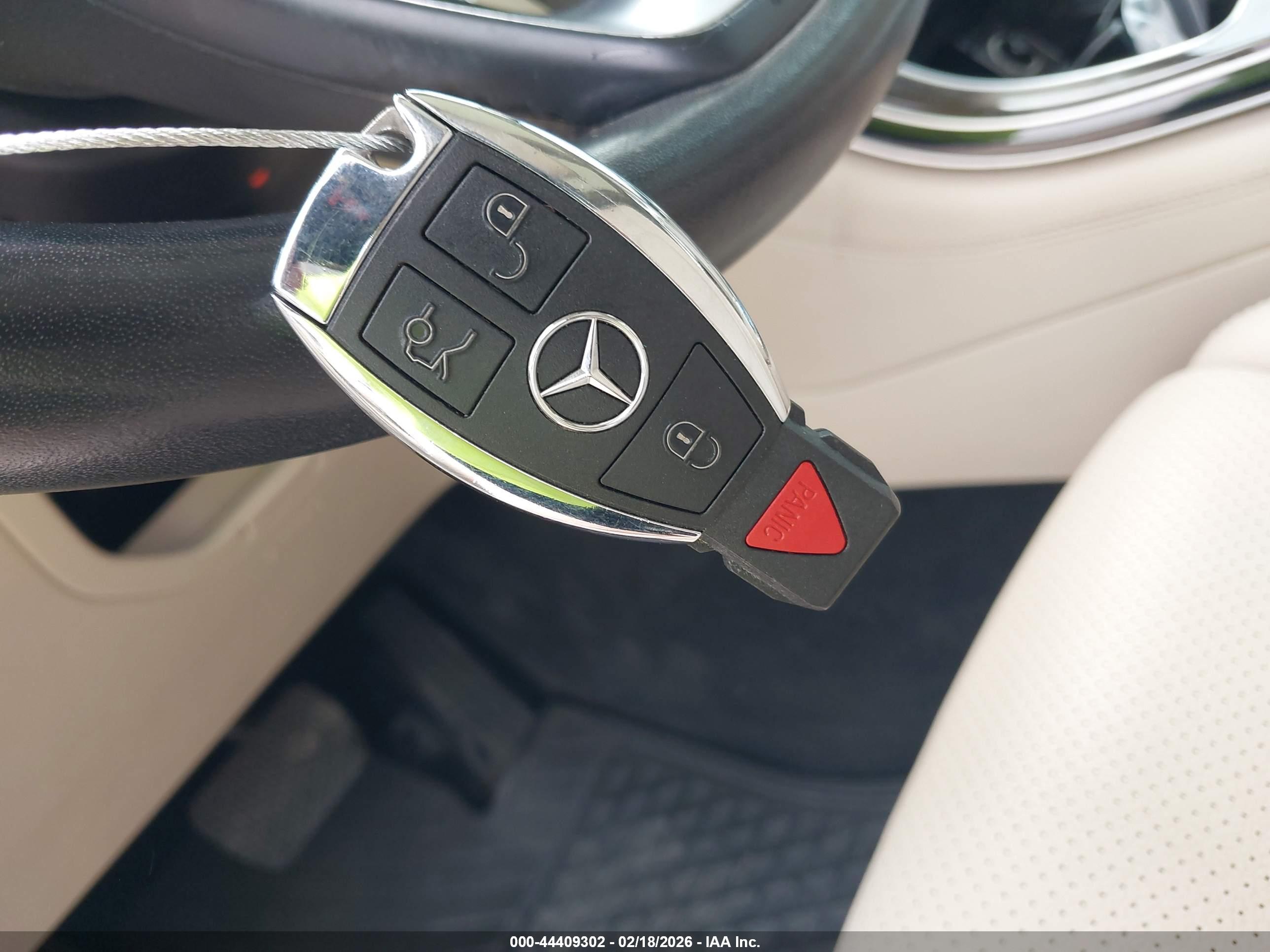 MERCEDES-BENZ GLC image 11