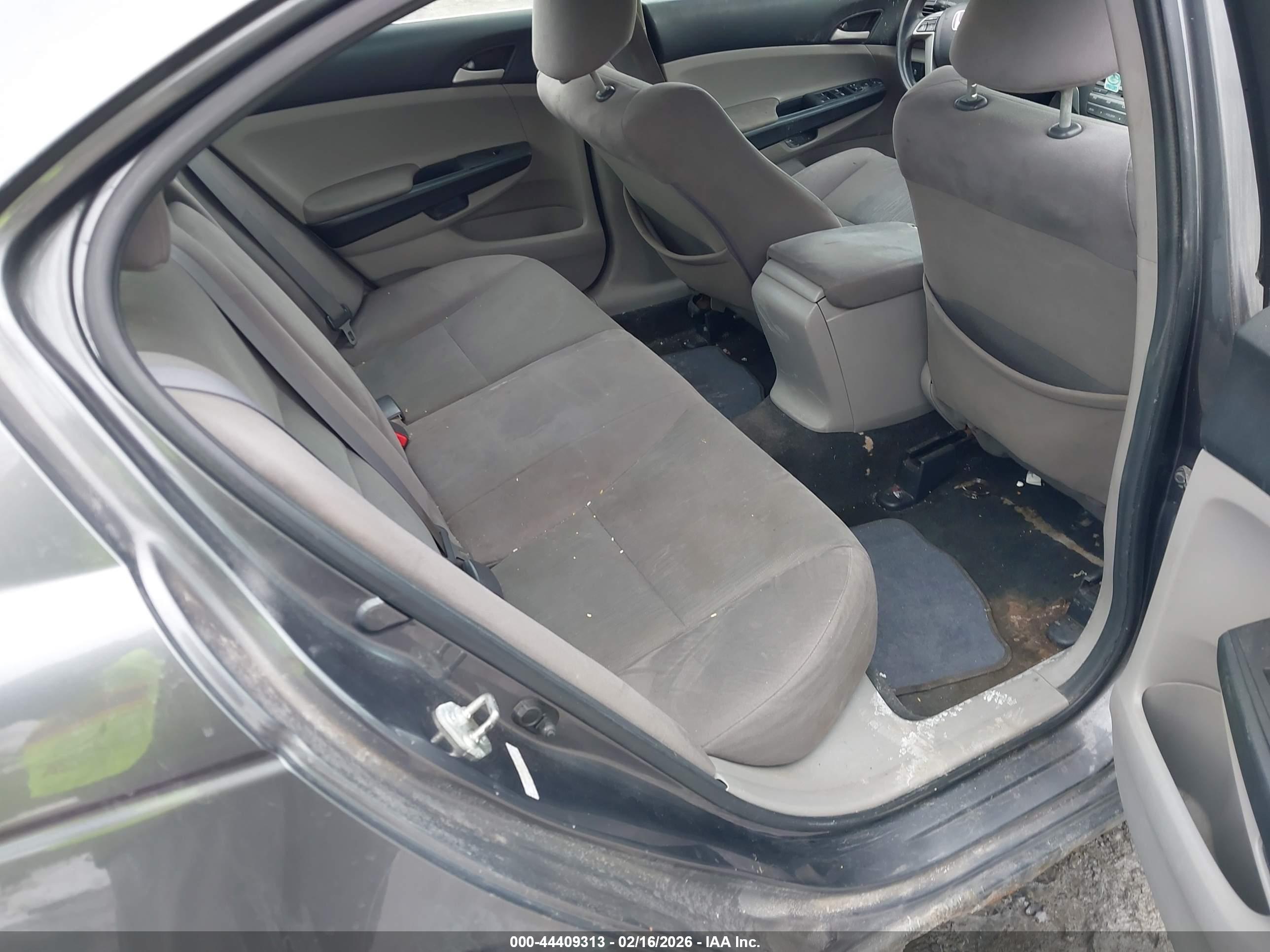 HONDA ACCORD image 8