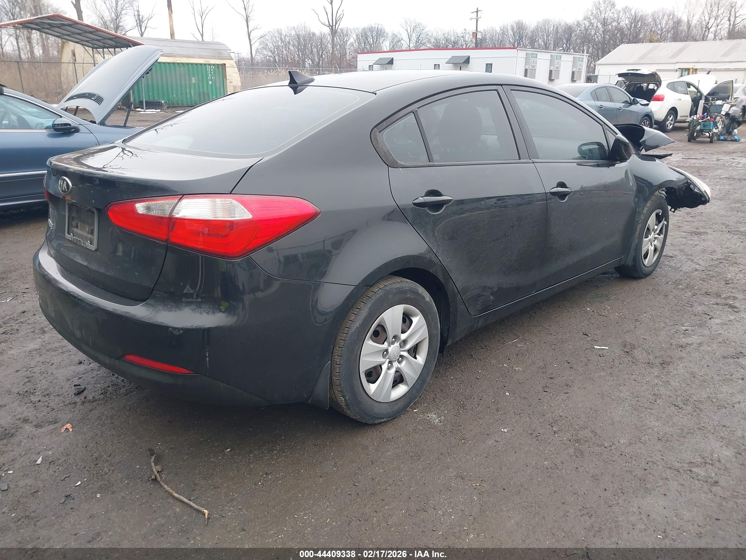 KIA FORTE image 4