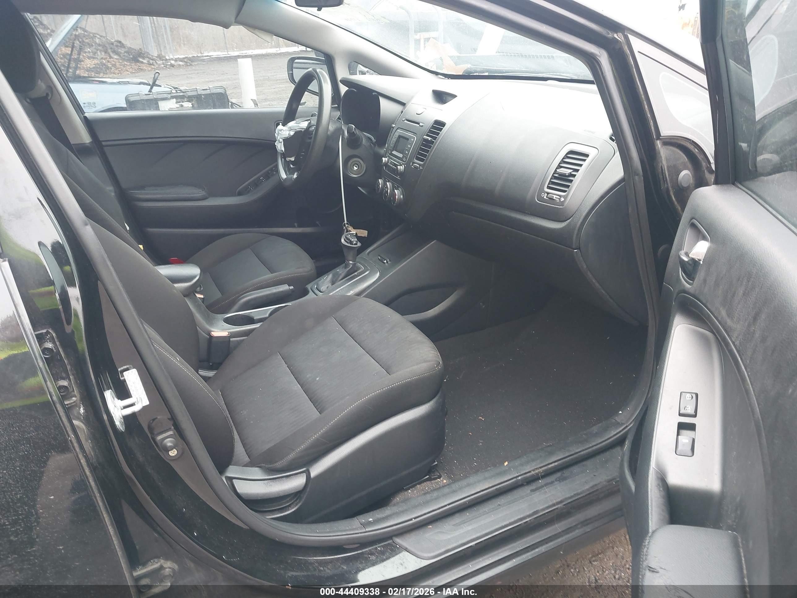 KIA FORTE image 5
