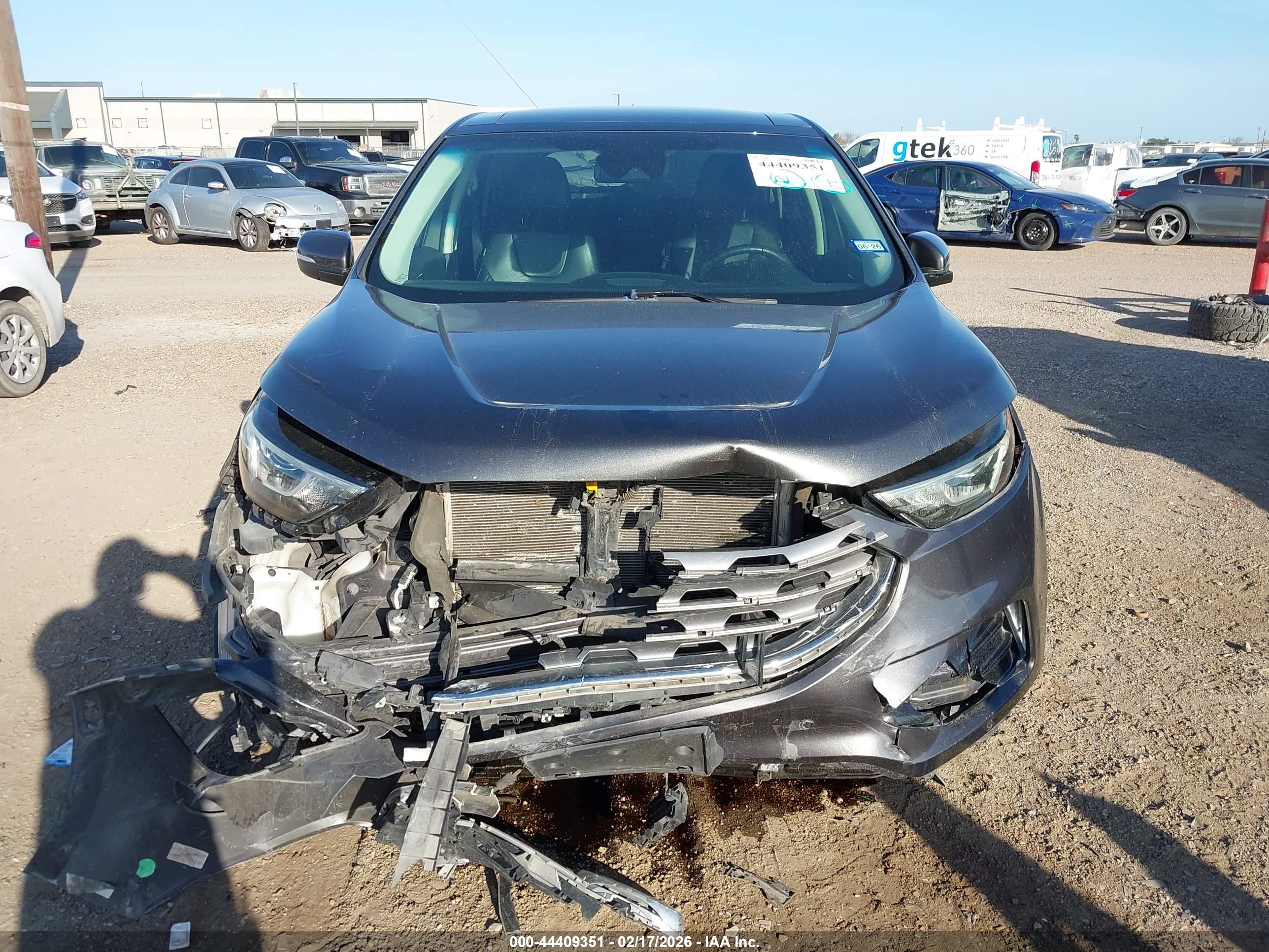 FORD EDGE image 6
