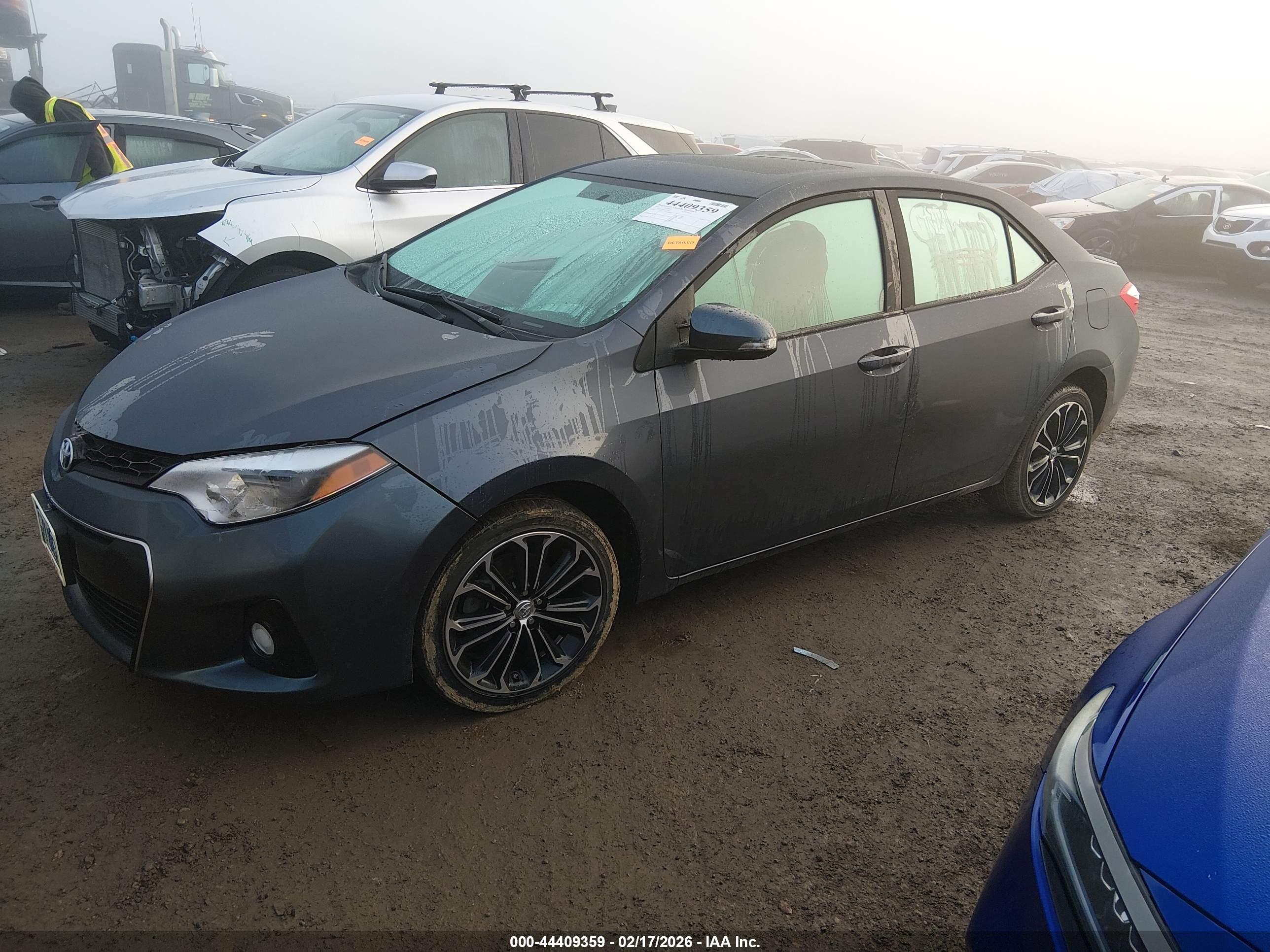TOYOTA COROLLA image 2