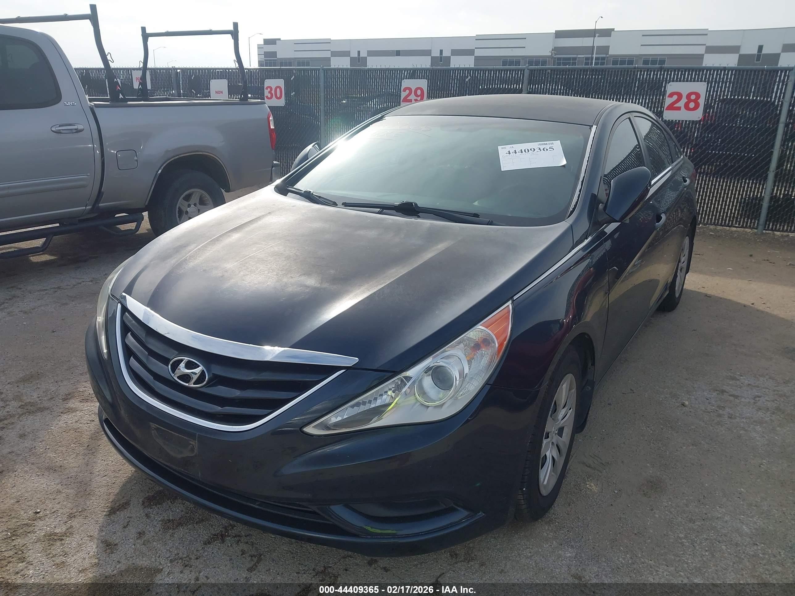 HYUNDAI SONATA image 2