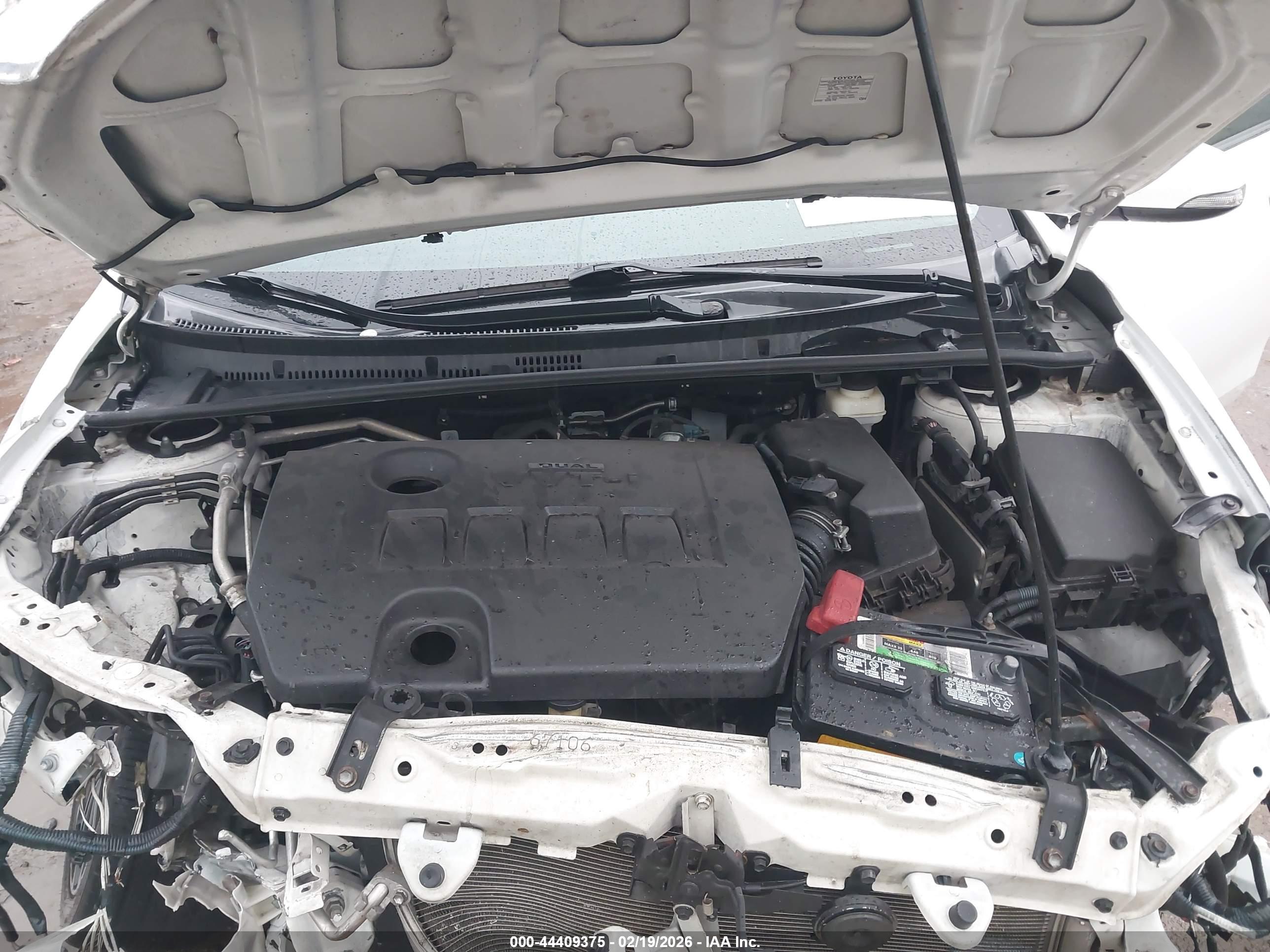 TOYOTA COROLLA image 10