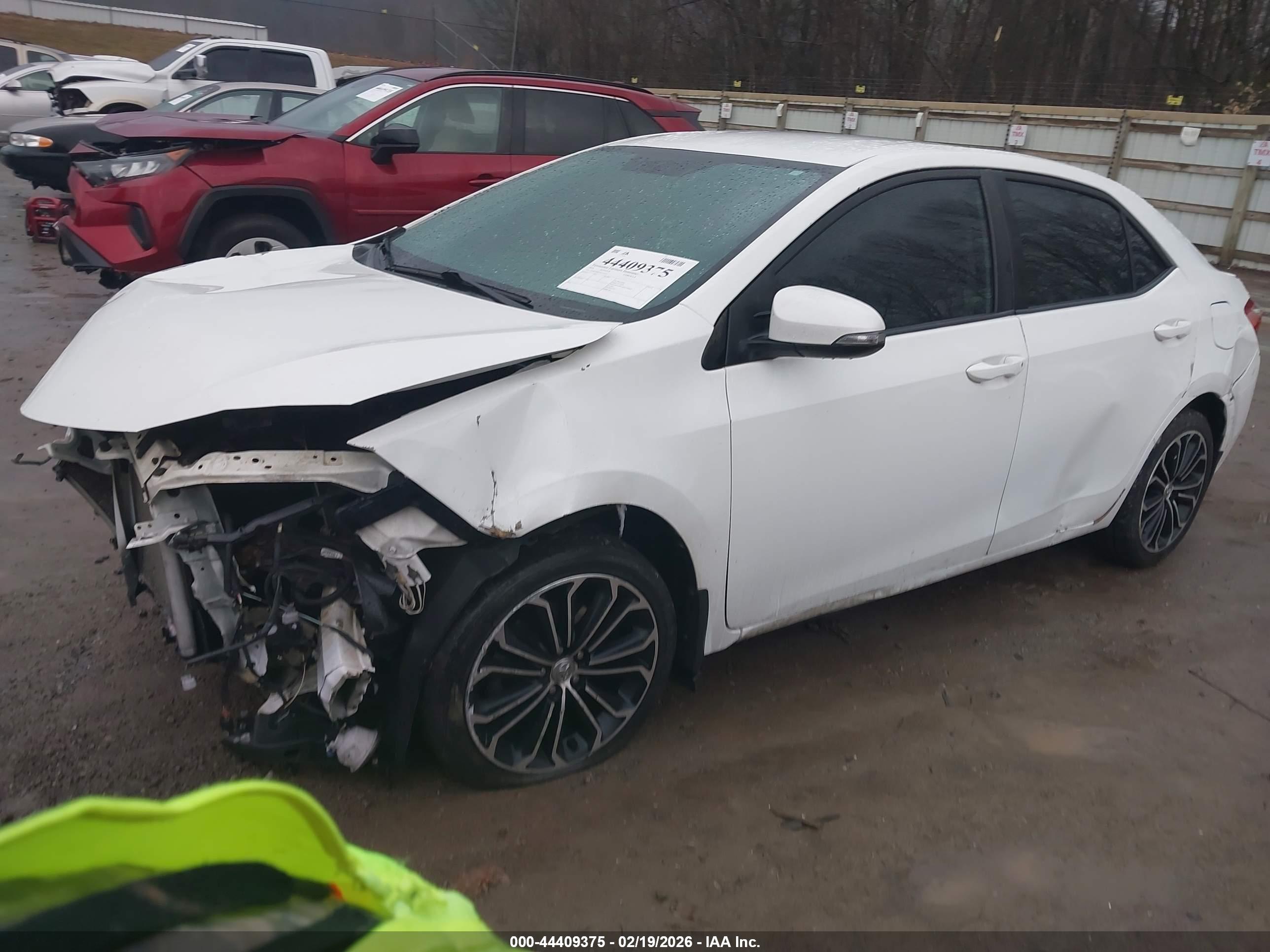 TOYOTA COROLLA image 2