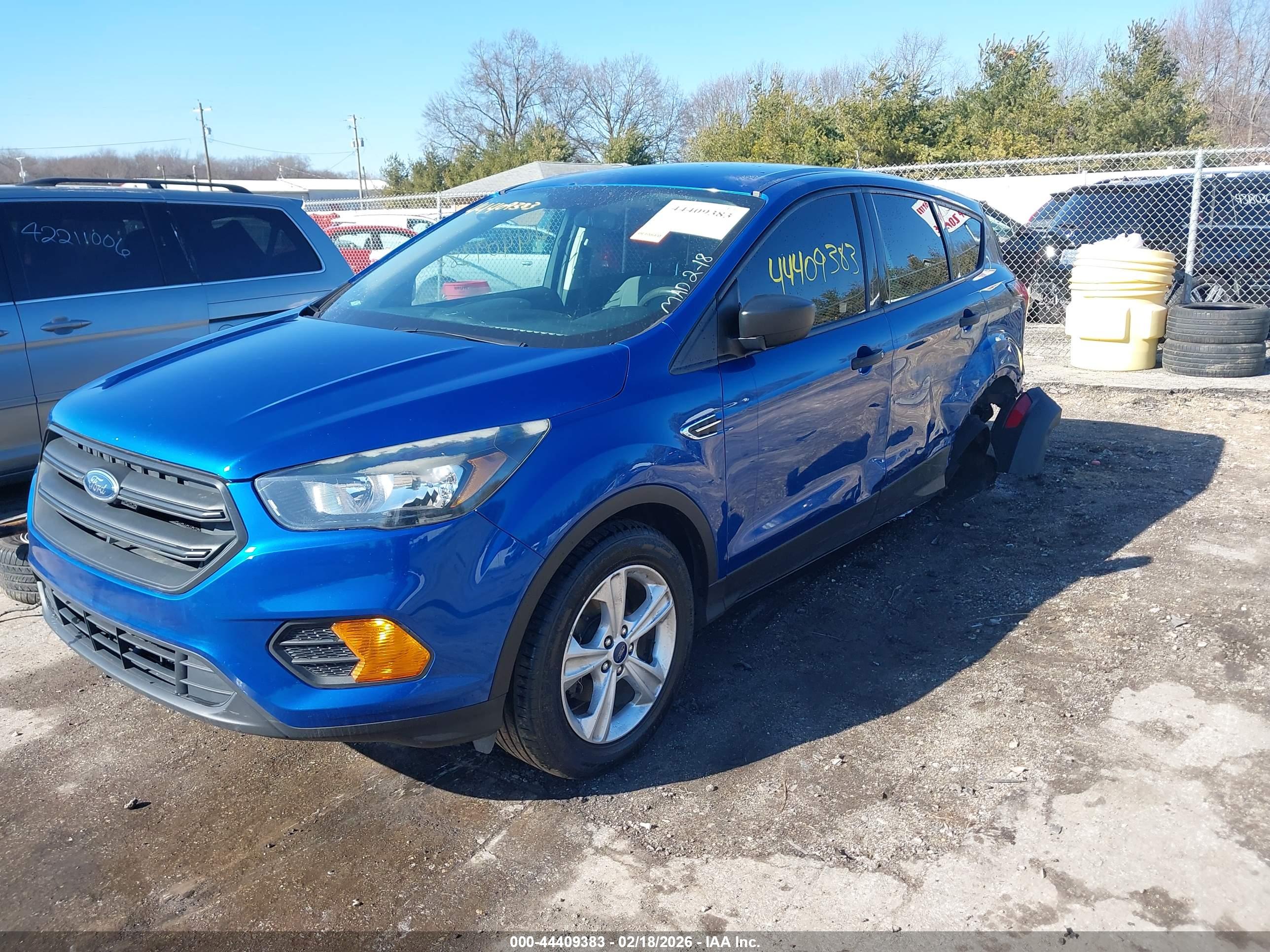 FORD ESCAPE image 2