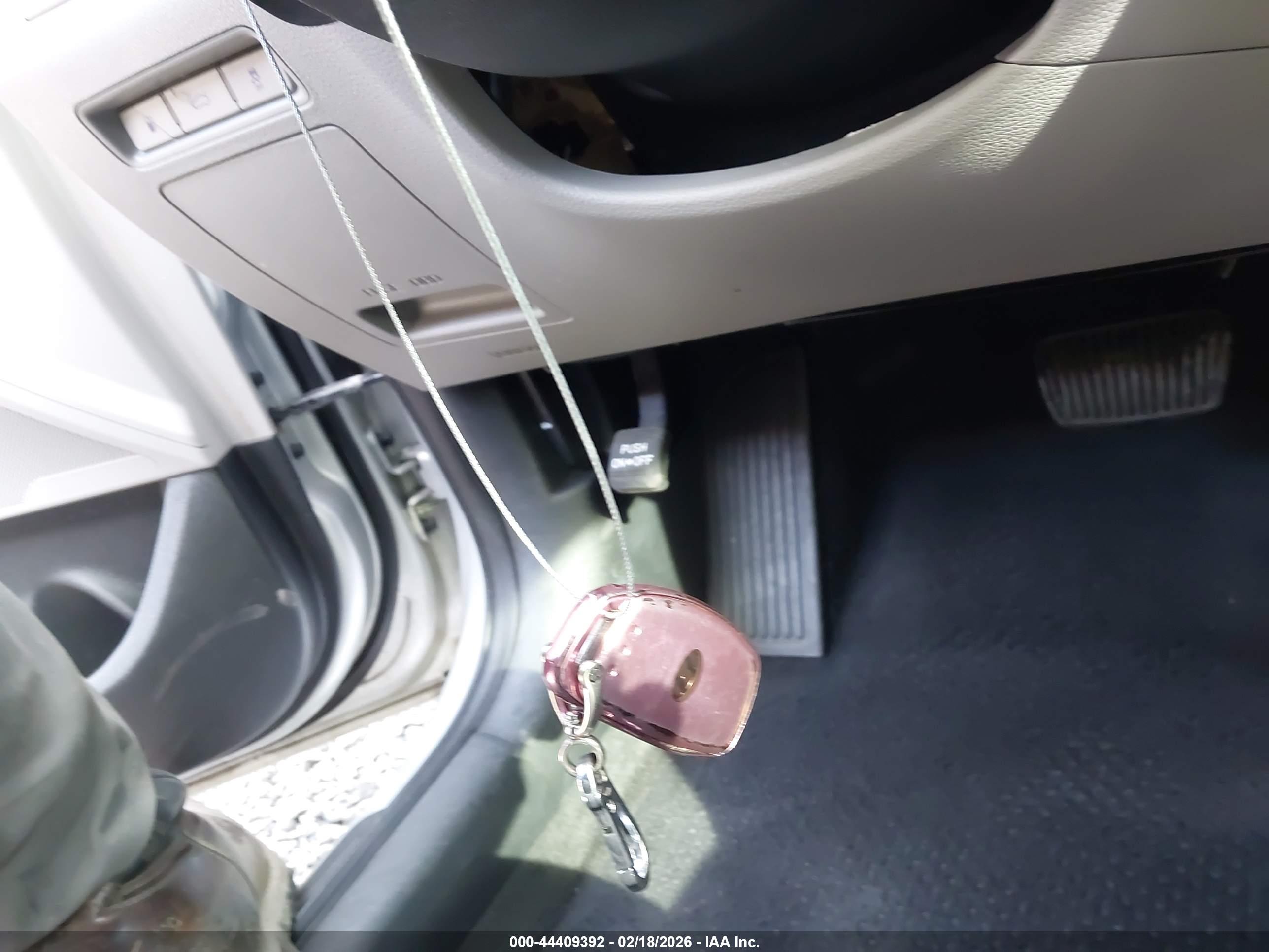 HYUNDAI SONATA image 11