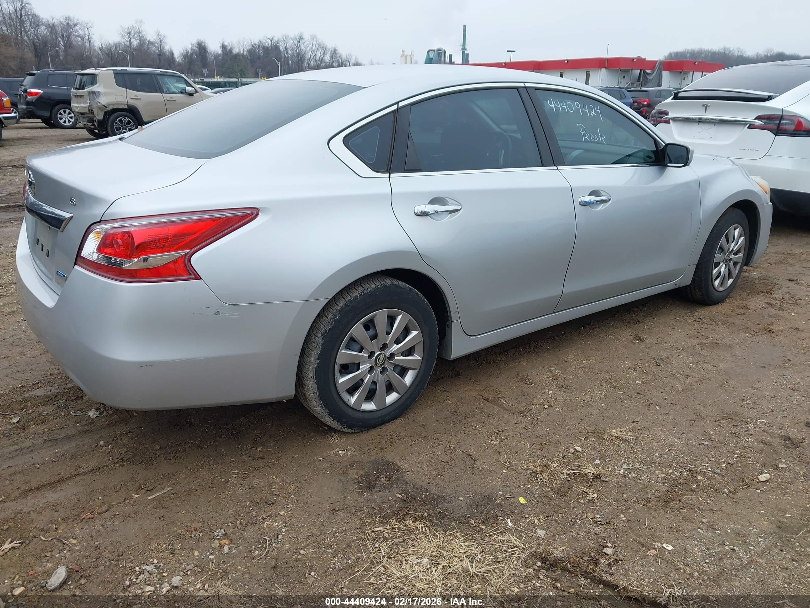 NISSAN ALTIMA image 4