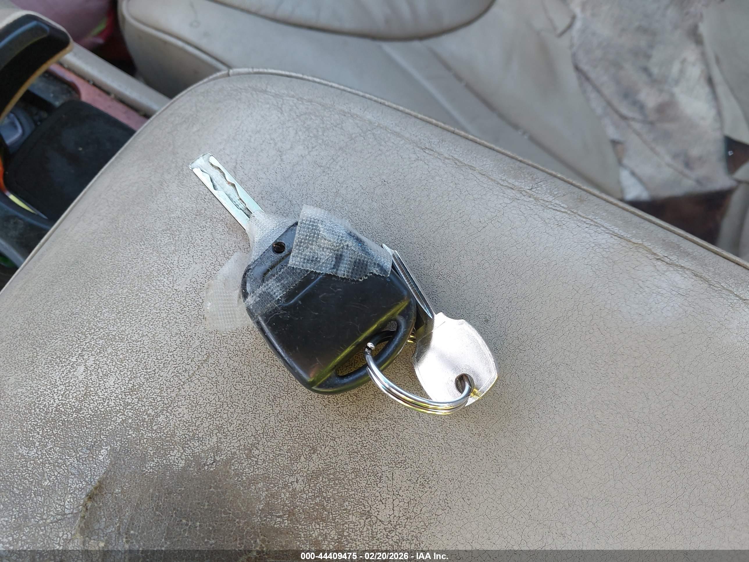 LEXUS LS image 11