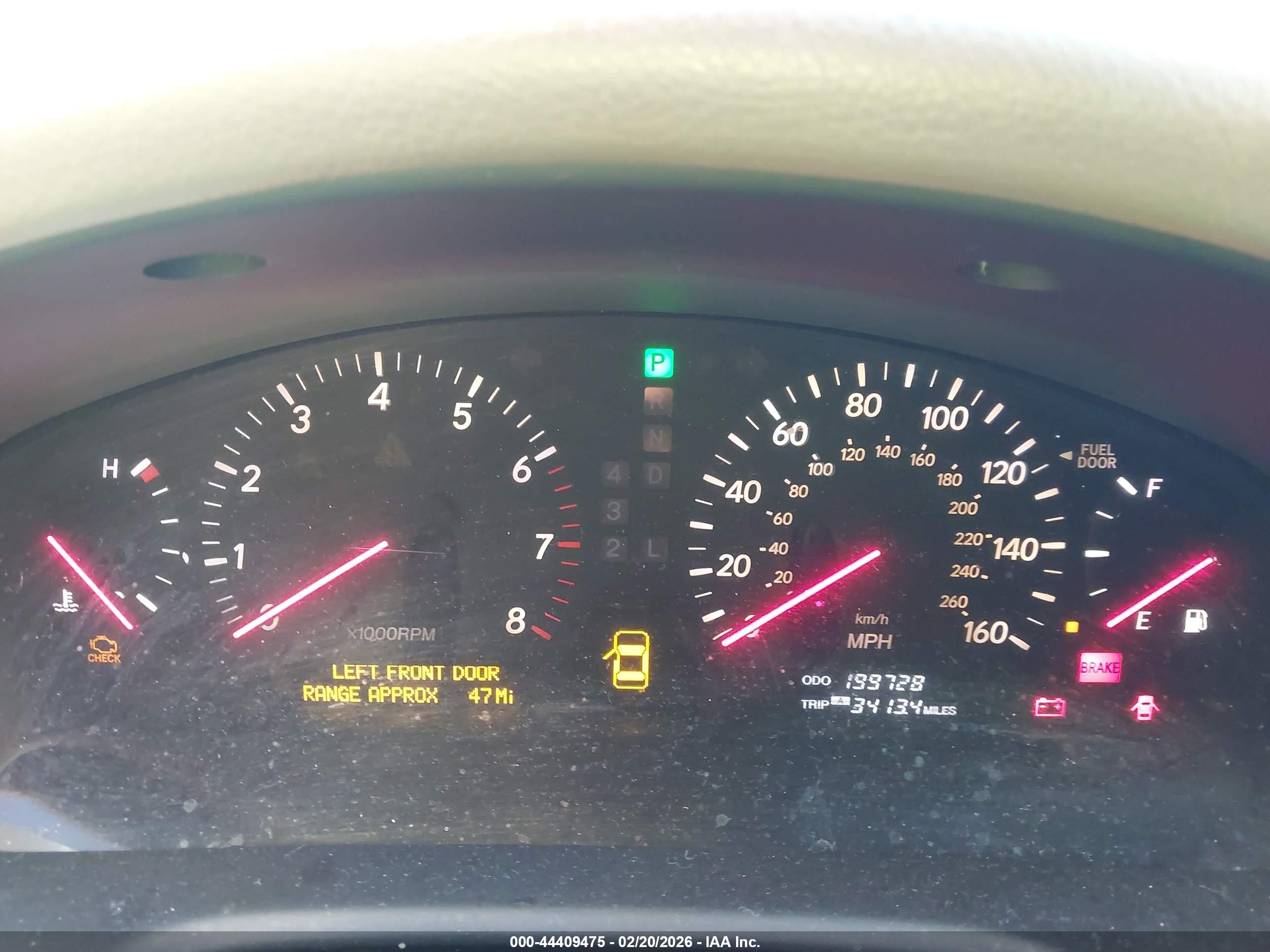 LEXUS LS image 7