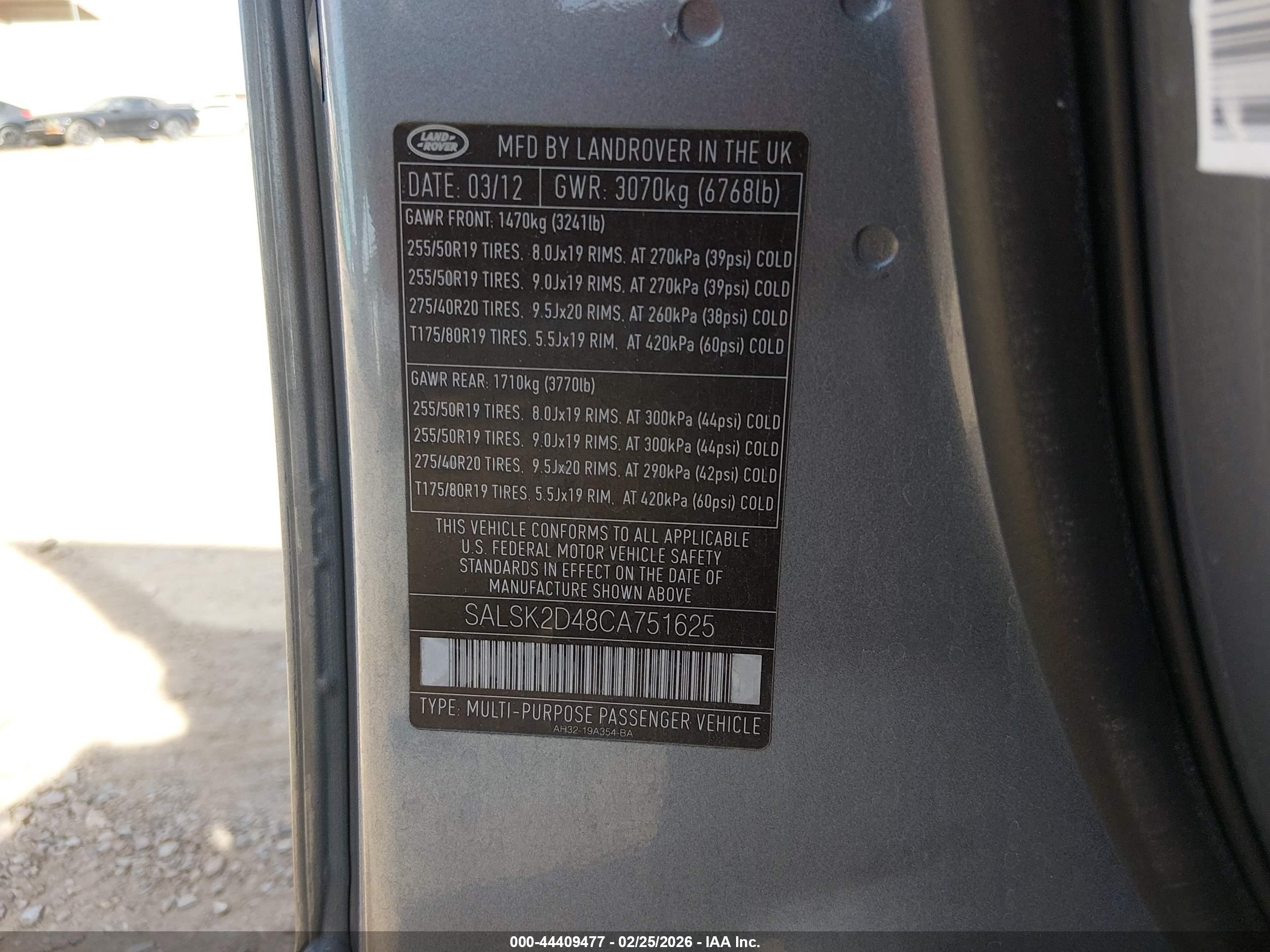 LAND ROVER image 9