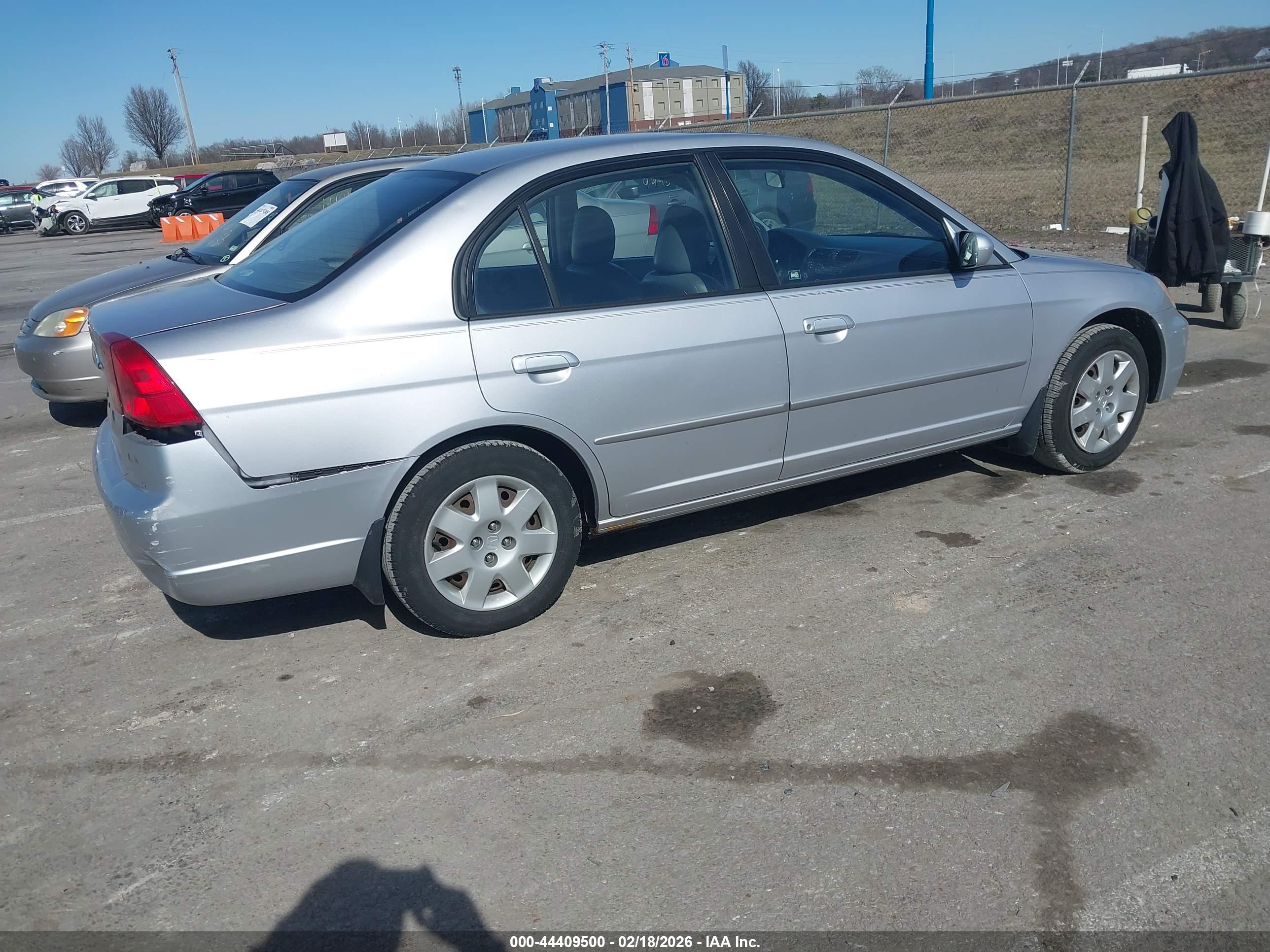HONDA CIVIC image 4