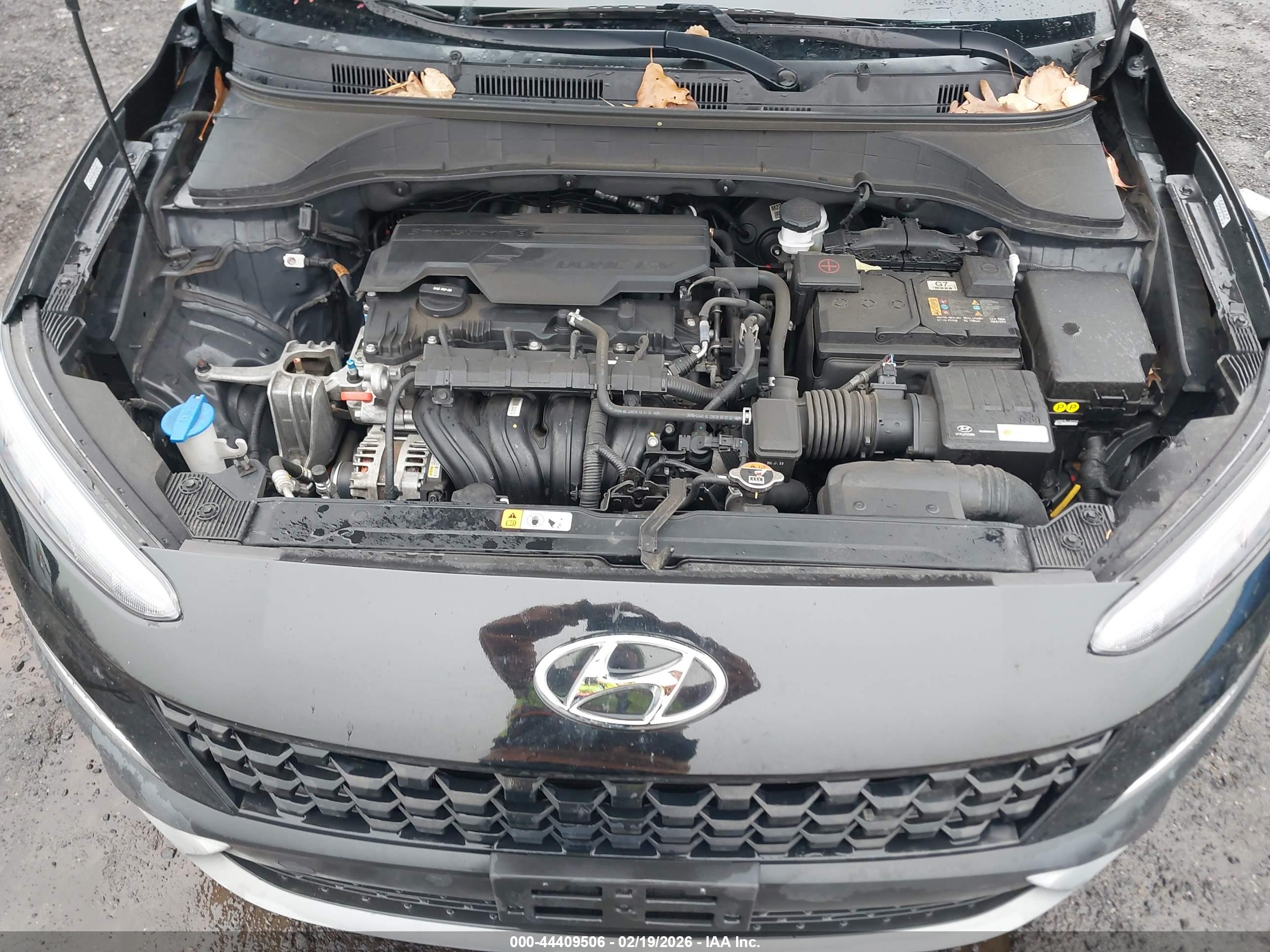 HYUNDAI KONA image 10