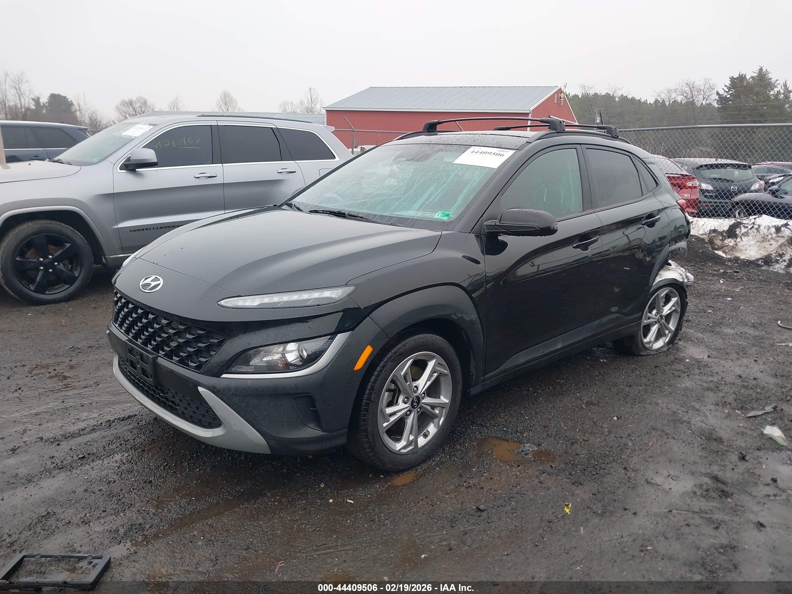 HYUNDAI KONA image 2