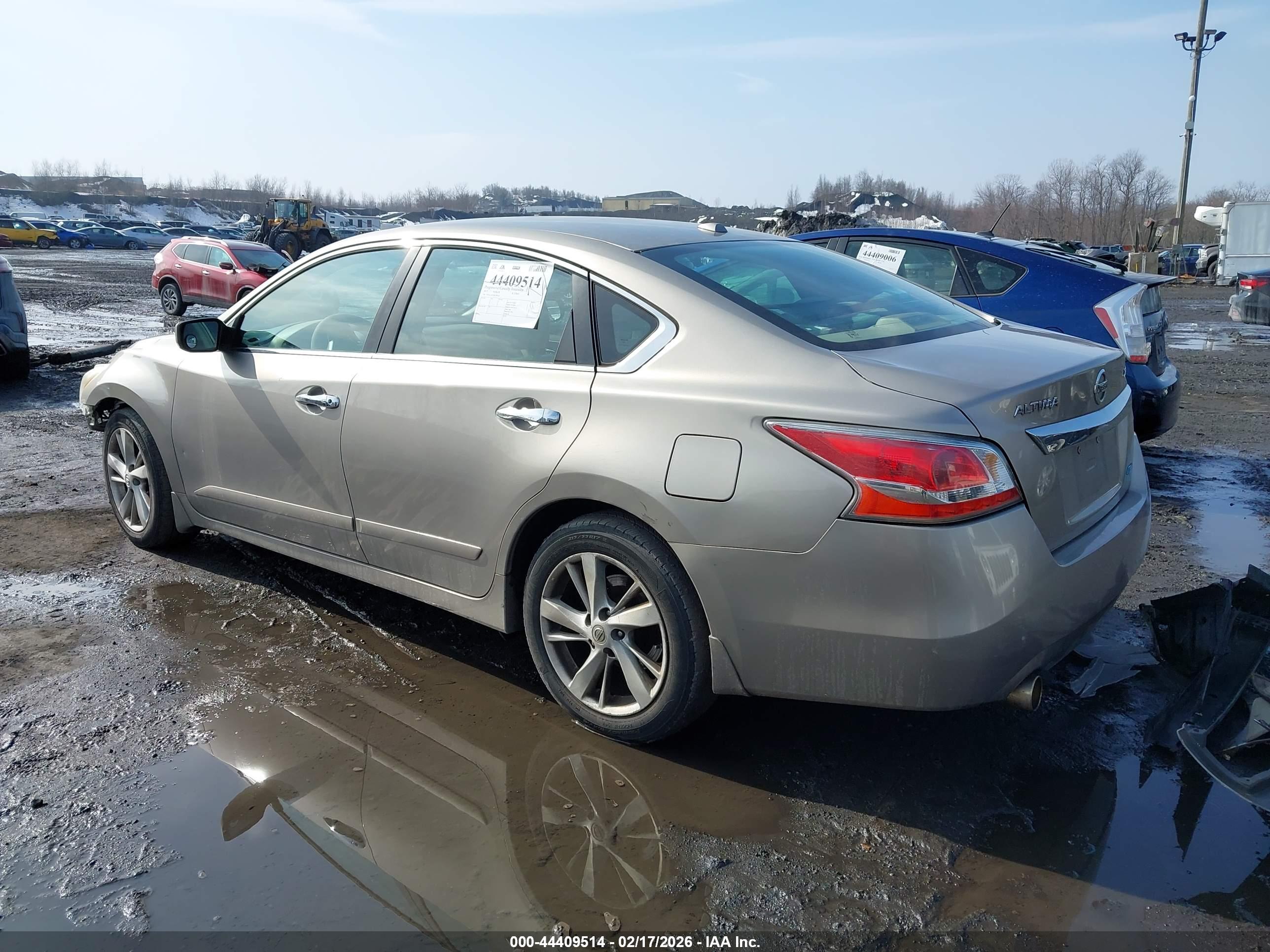 NISSAN ALTIMA image 3