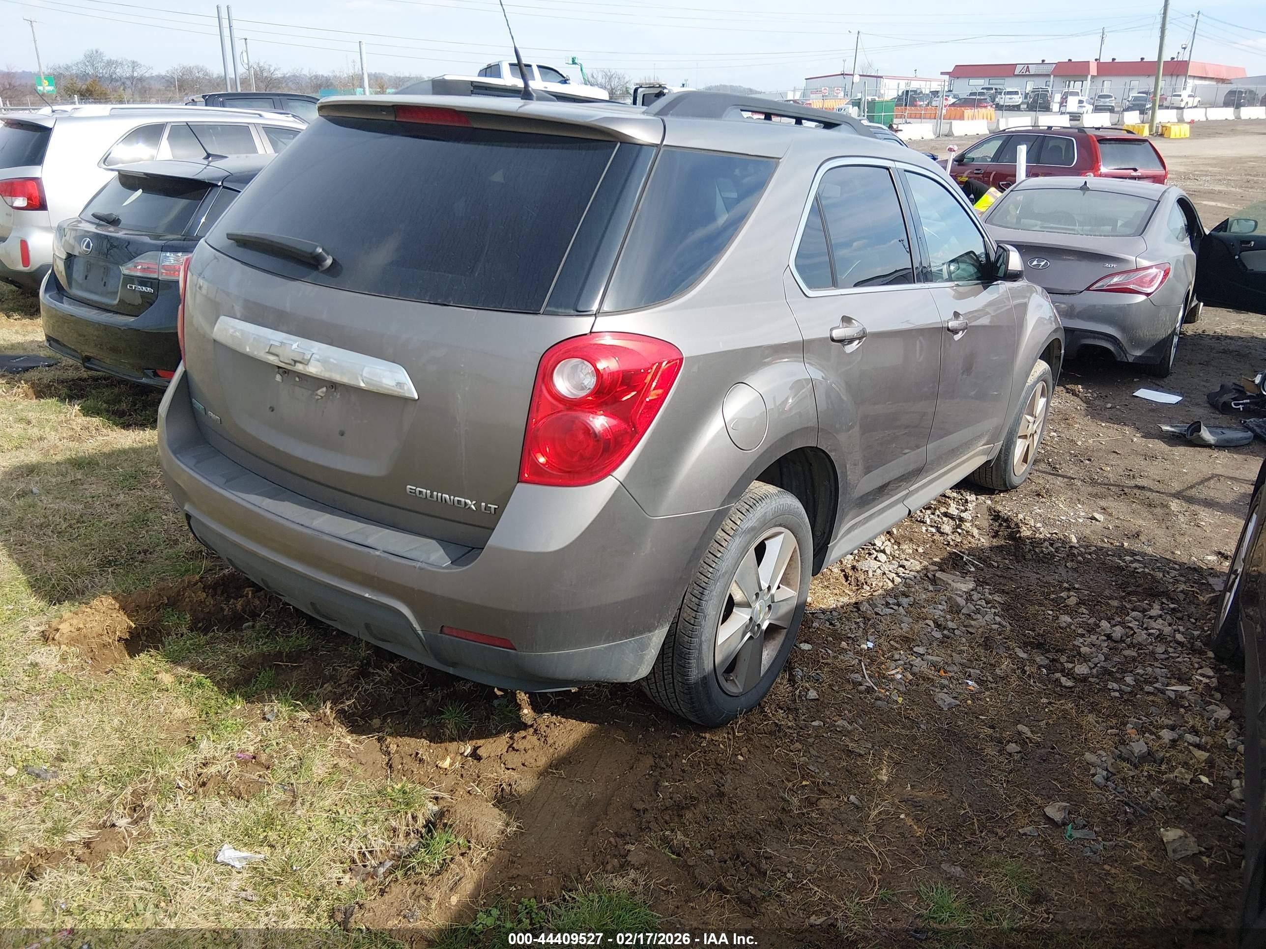 CHEVROLET EQUINOX image 4